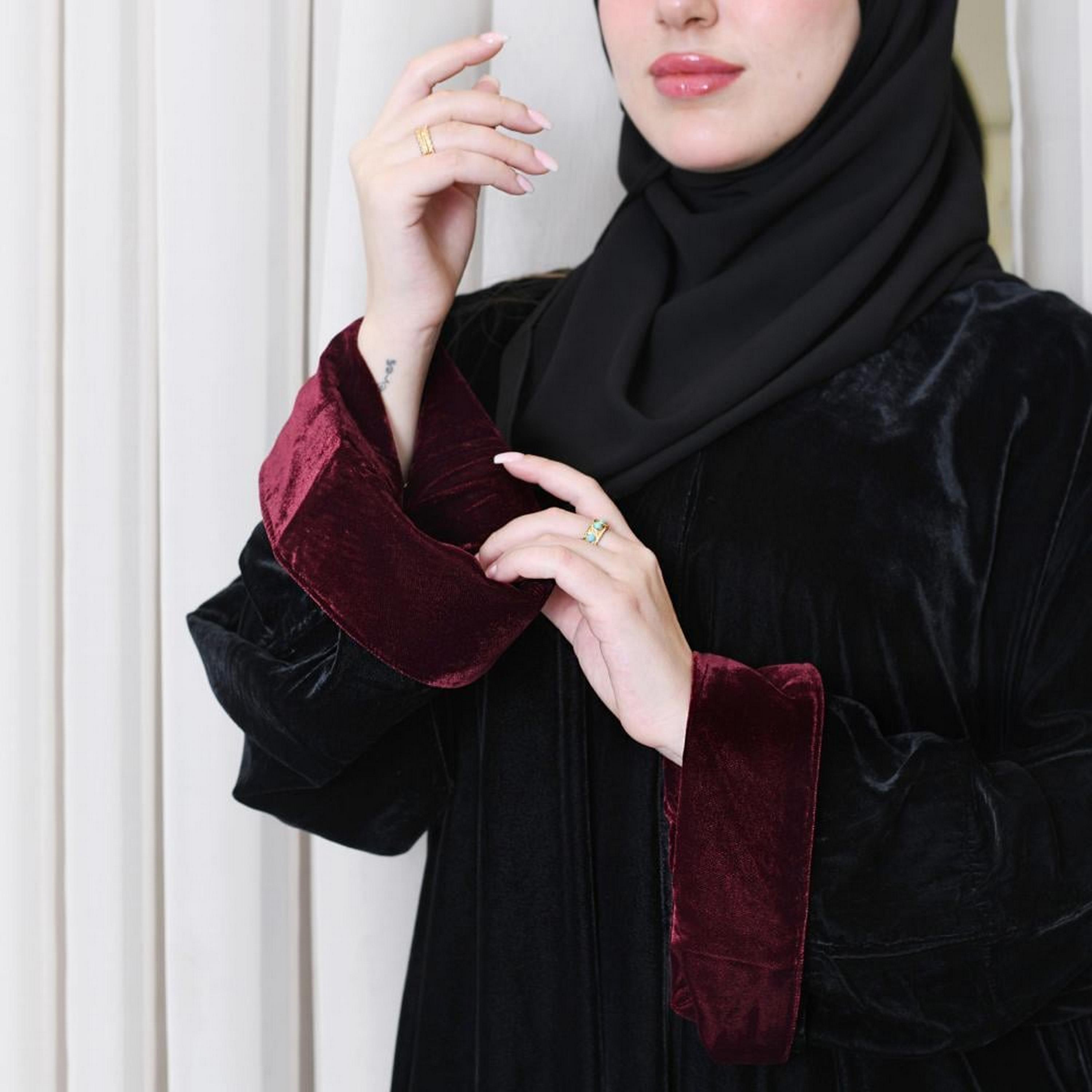 Lamha Black Open-Front Neck Flared Sleeves Crepe Women's Cloche Abaya with Hijab-women-arabicclothing-abayas-image-3