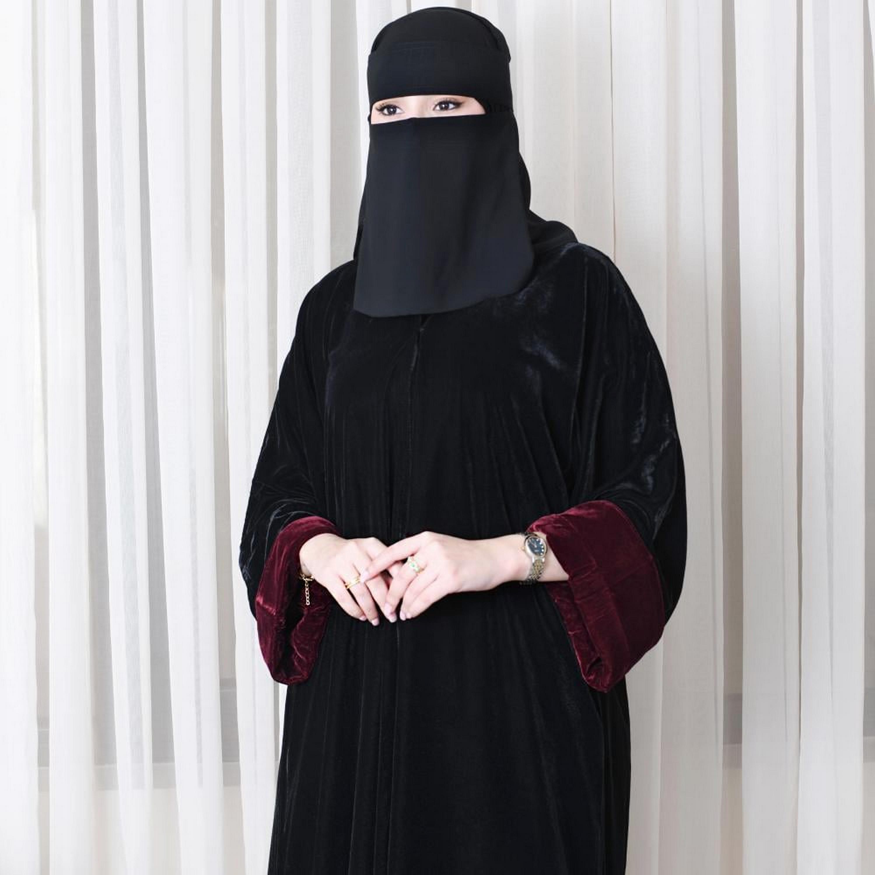 Lamha Black Open-Front Neck Flared Sleeves Crepe Women's Cloche Abaya with Hijab-women-arabicclothing-abayas-image-6