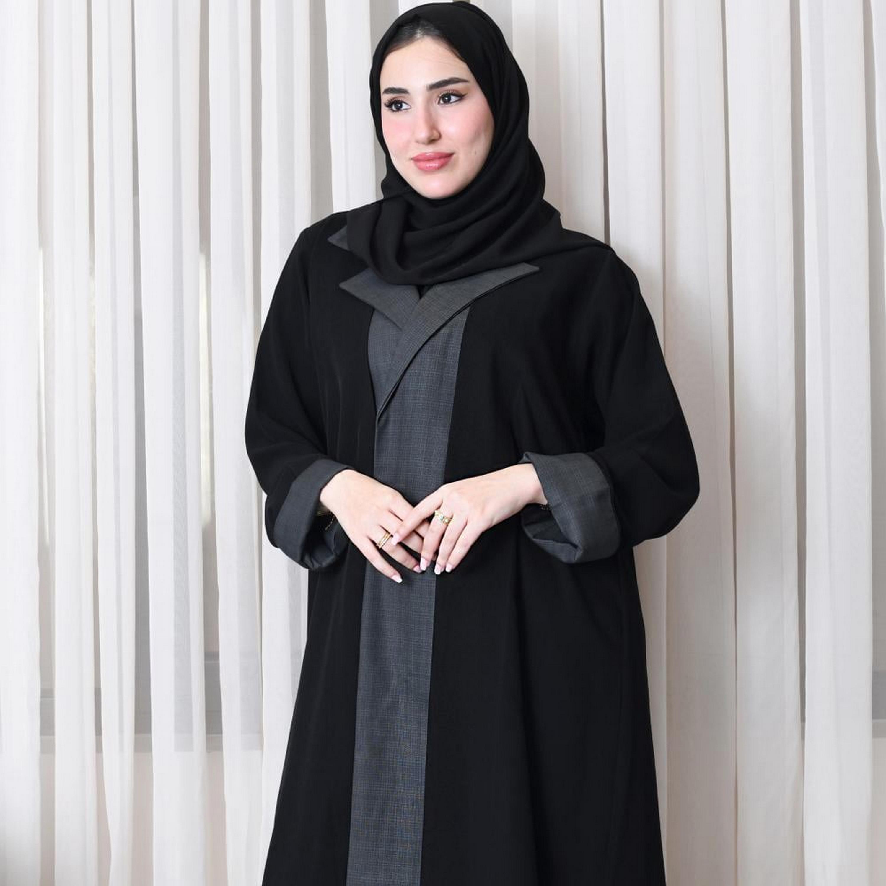 Lamha Black Notch Collared Flared Sleeves Crepe Women's Abaya with Hijab-women-arabicclothing-abayas-image-2