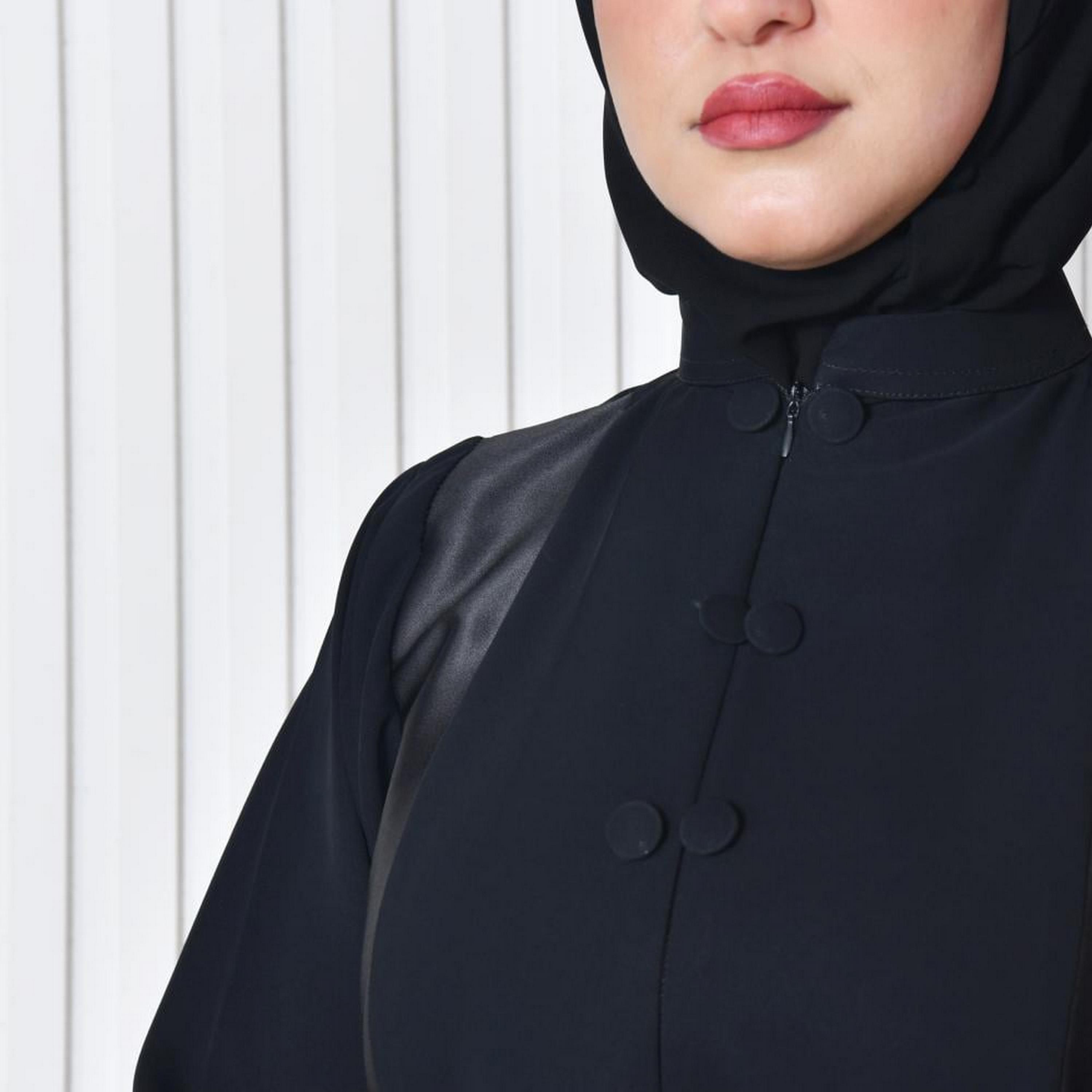 Lamha Black Colour Blocked Open-Front Slit and Overlapping Sleeves Crepe Women's Abaya with Hijab-women-arabicclothing-abayas-image-3
