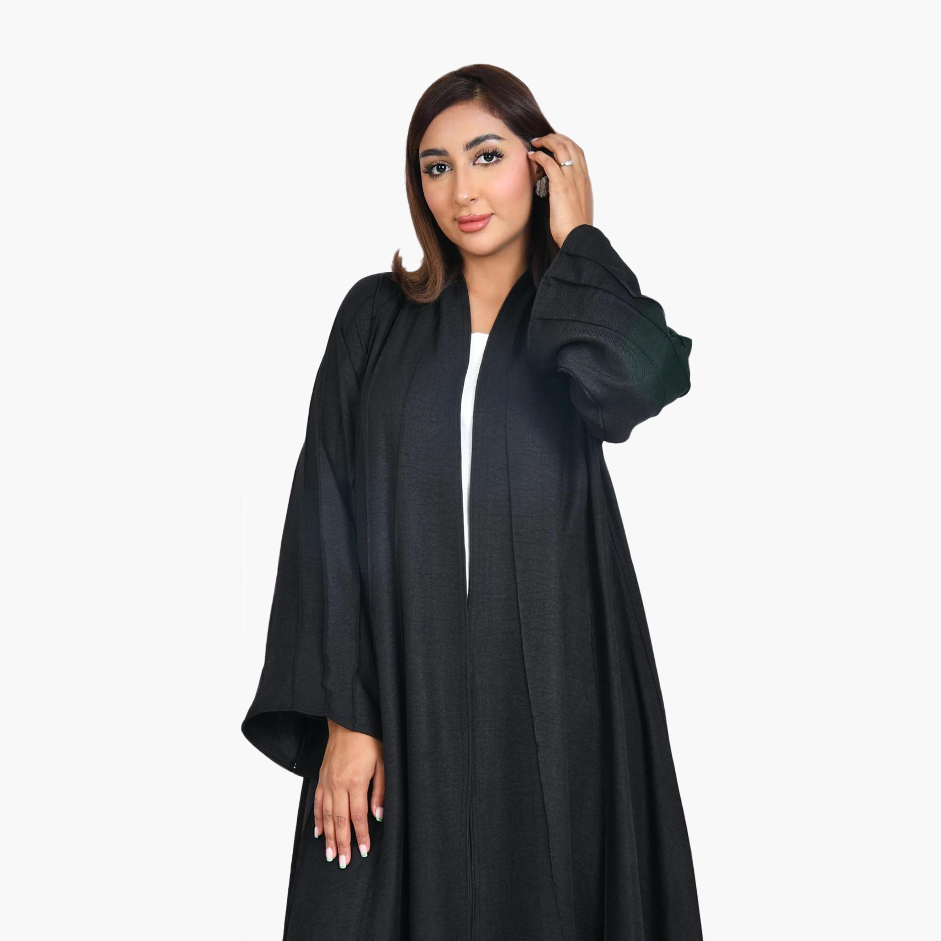 عباية نسائية من الكتان بأكمام واسعة وتفاصيل خياطة سوداء نصف كلوش من بيوند عباية-women-arabicclothing-abayas-image-2