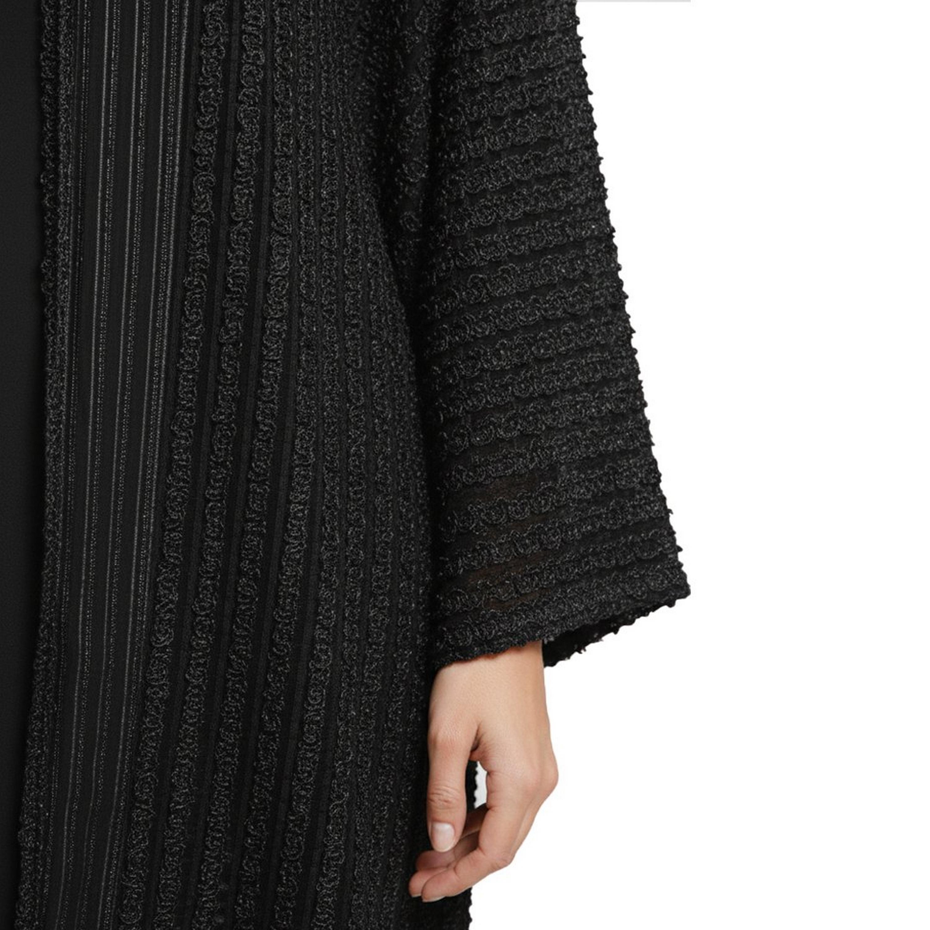 عباية "رُبع بشت" كتان بقماش "تيكستشرد" نسائية - أسود من لمحة-women-arabicclothing-abayas-image-3