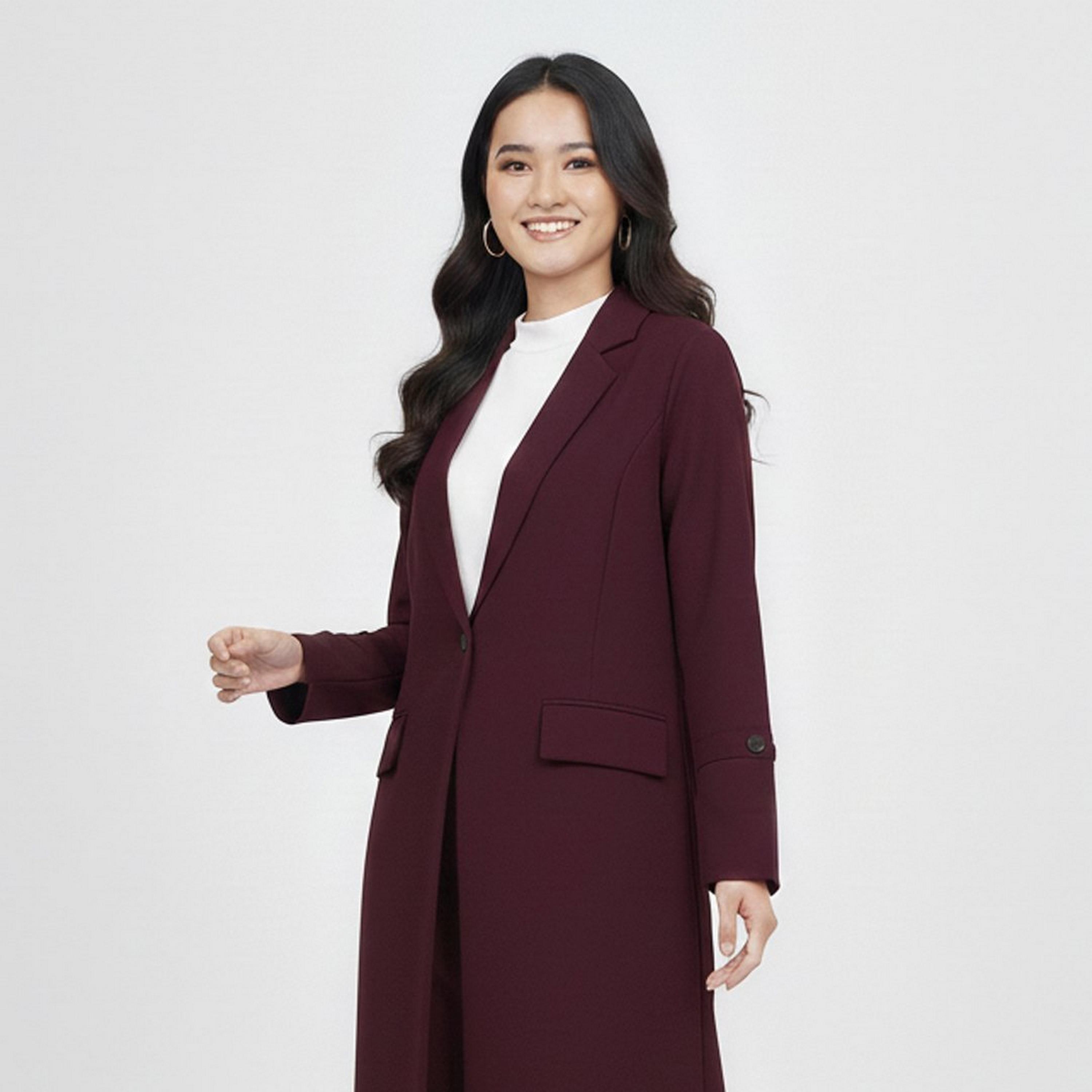 عباية رسمية "بلايزر ستايل" بياقة "لابل" كتان نسائية - بورغندي من لمحة-women-arabicclothing-abayas-image-2