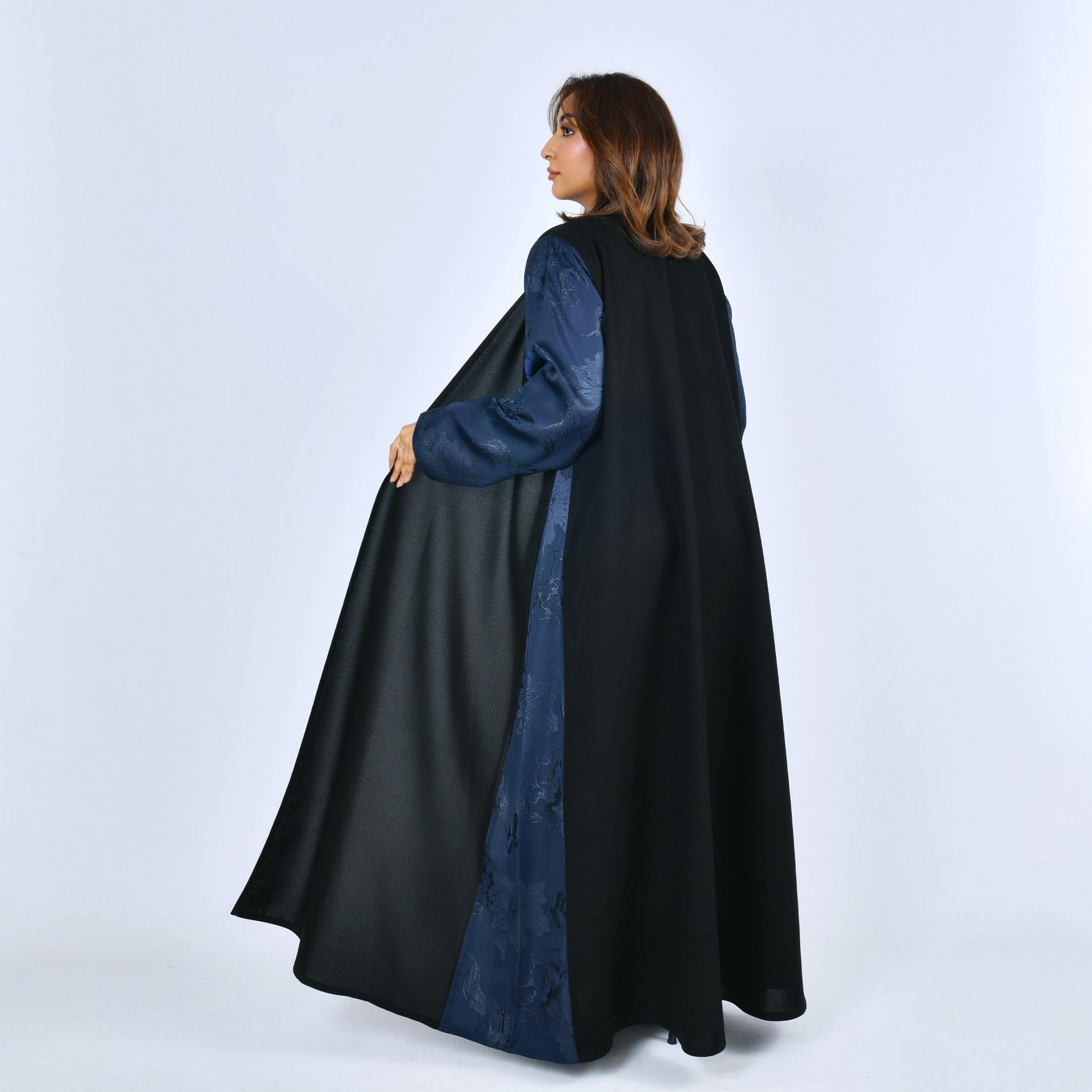 Lamha Black Jacquard Floral Dual Tone Contrast Sleeves Linen Women's Abaya-women-arabicclothing-abayas-image-4