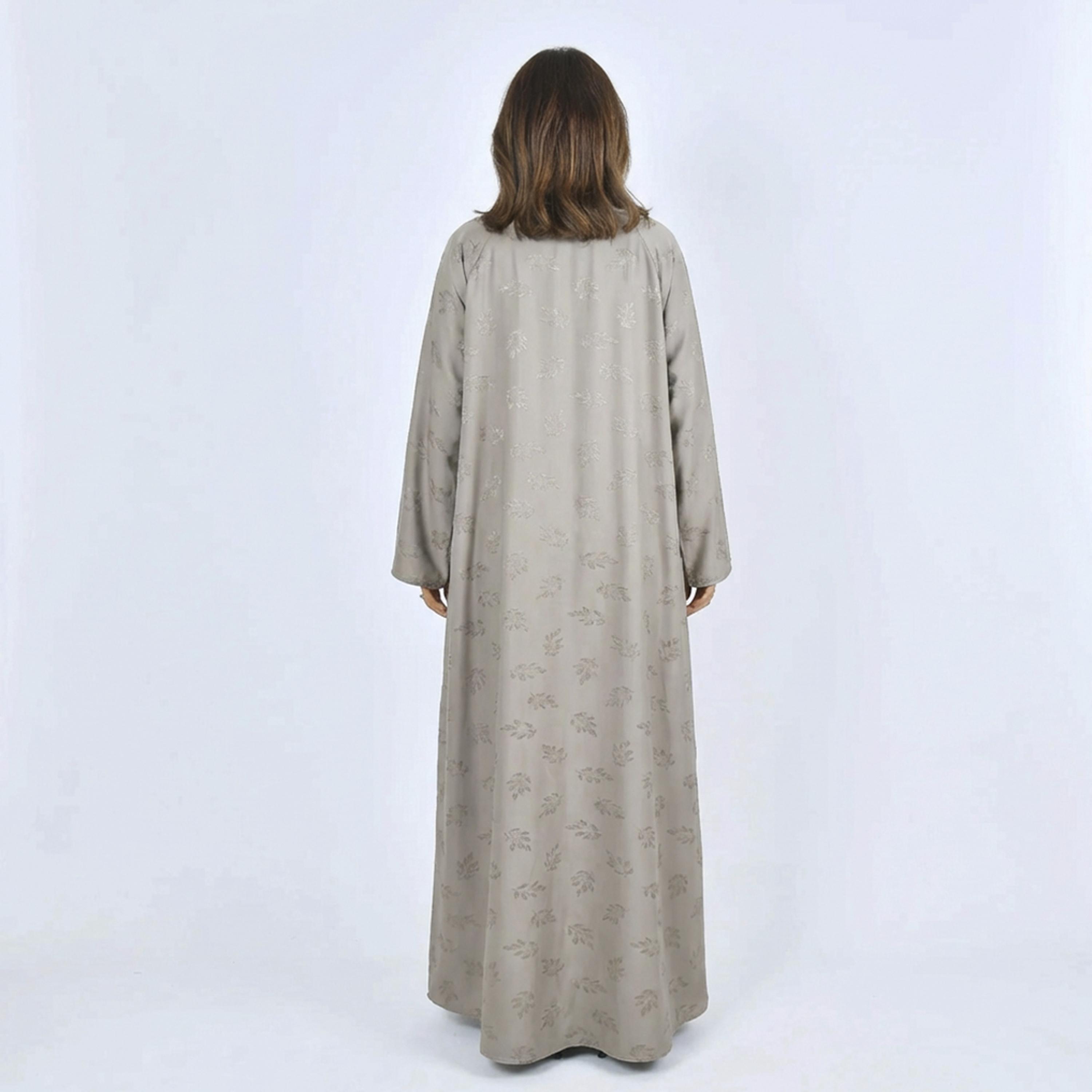 عباية بقصة "كلوش" حرير بأكمام واسعة ونقشة "جاكارد ليف" نسائية - رمادي من لمحة-women-arabicclothing-abayas-image-5
