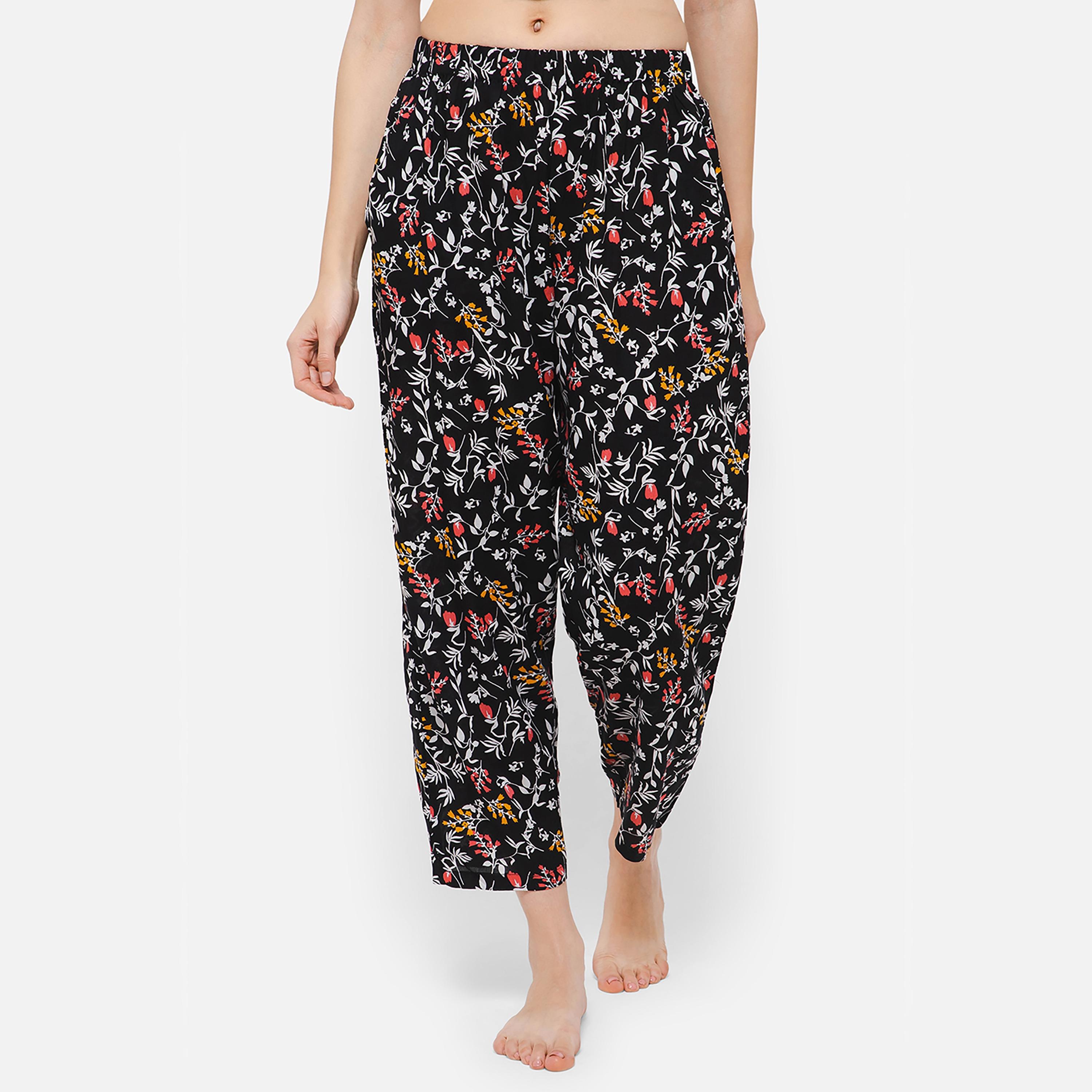 بيجامة نسائية من كلوفيا بريتي فلورالز باللون الأسود - رايون-women-clothing-nightwear-pyjamas-bottoms-image-1