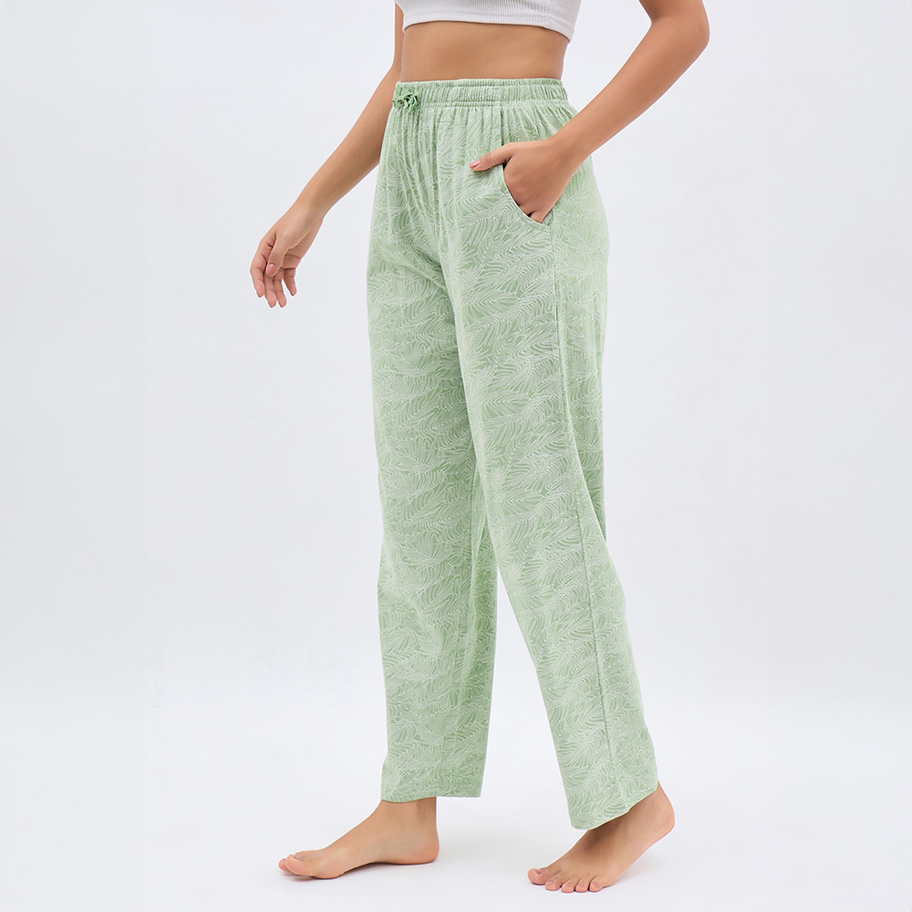 بيجامة بطبعة أوراق شجر - 100% قطن أخضر فاتح من كلوفيا-women-clothing-nightwear-pyjamas-bottoms-image-4