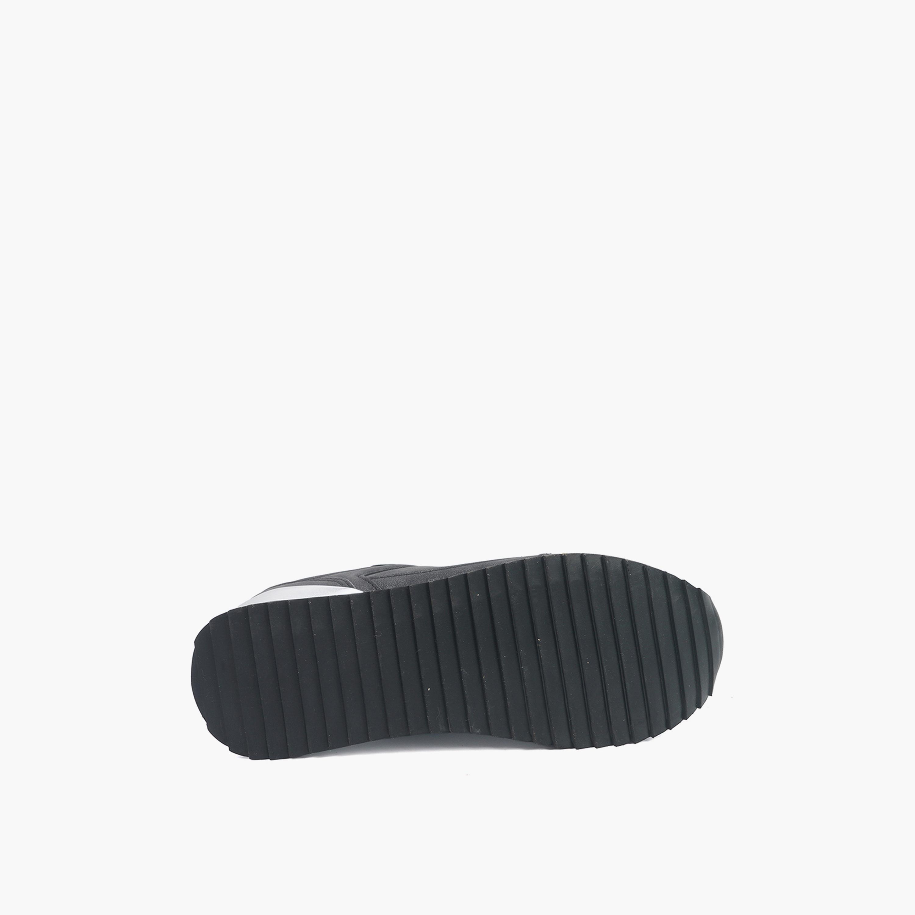 يو إس بولو أسوسييشن. - حذاء رياضي نسائي مسطح برباط بكاحل منخفض | LINE_GLB_5PR_WOMEN_OD-women-shoes-sneakers-image-4