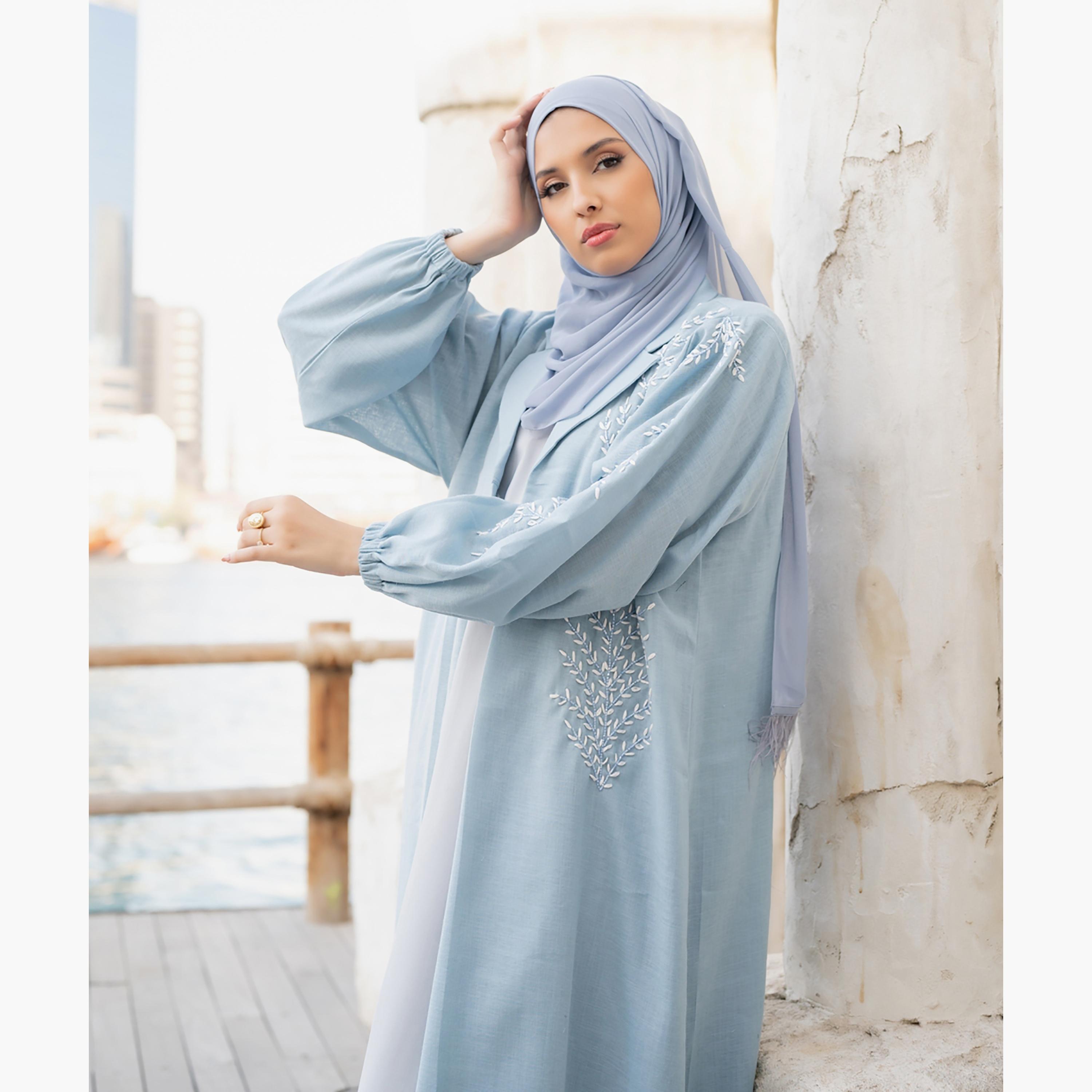 نخبه عباية مطرزة ومطرزة بالحجاب-women-arabicclothing-abayas-image-1