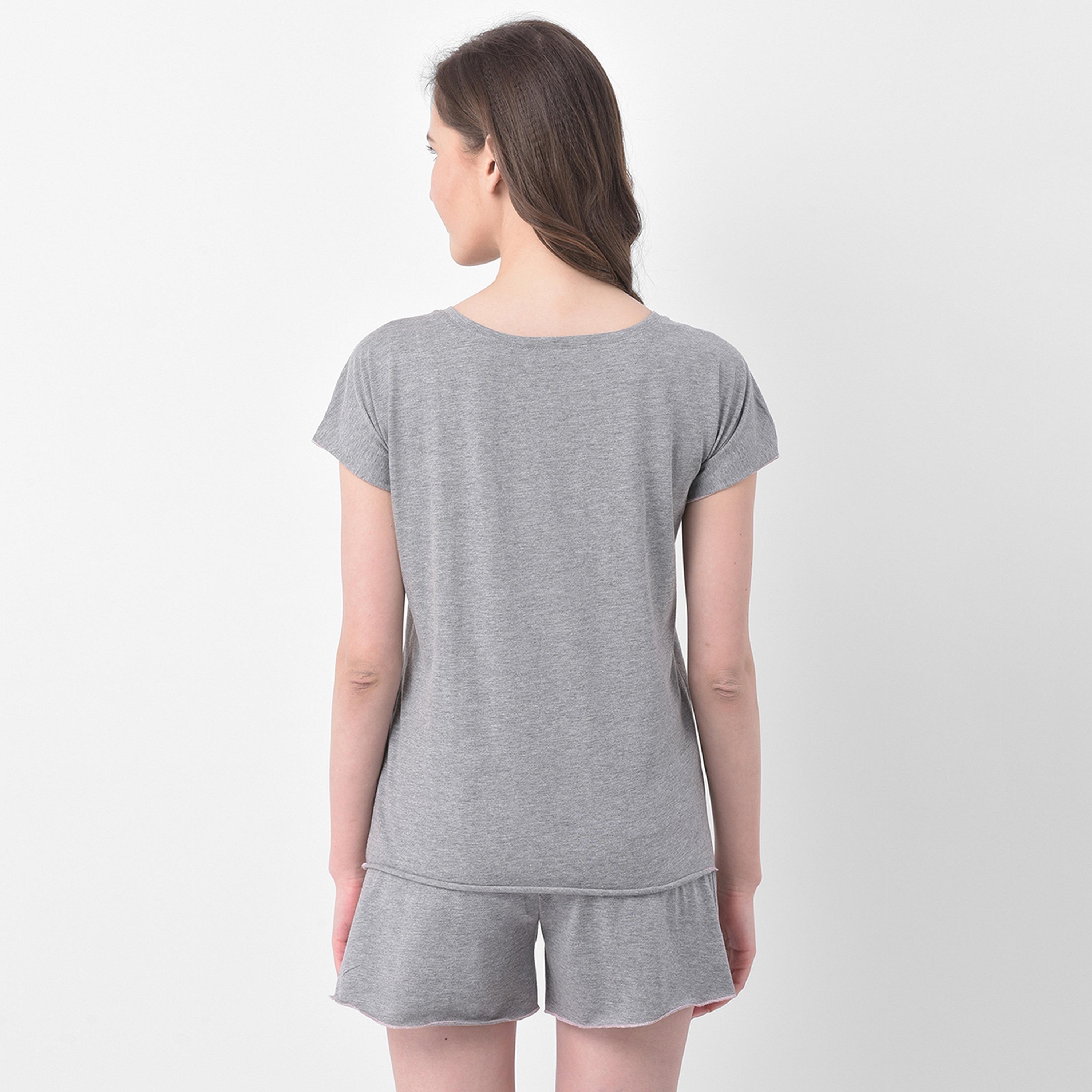 قميص وشورت نسائي Clovia Chic الأساسي باللون الرمادي - قطن نقي-women-clothing-nightwear-pyjamas-longsets-image-4
