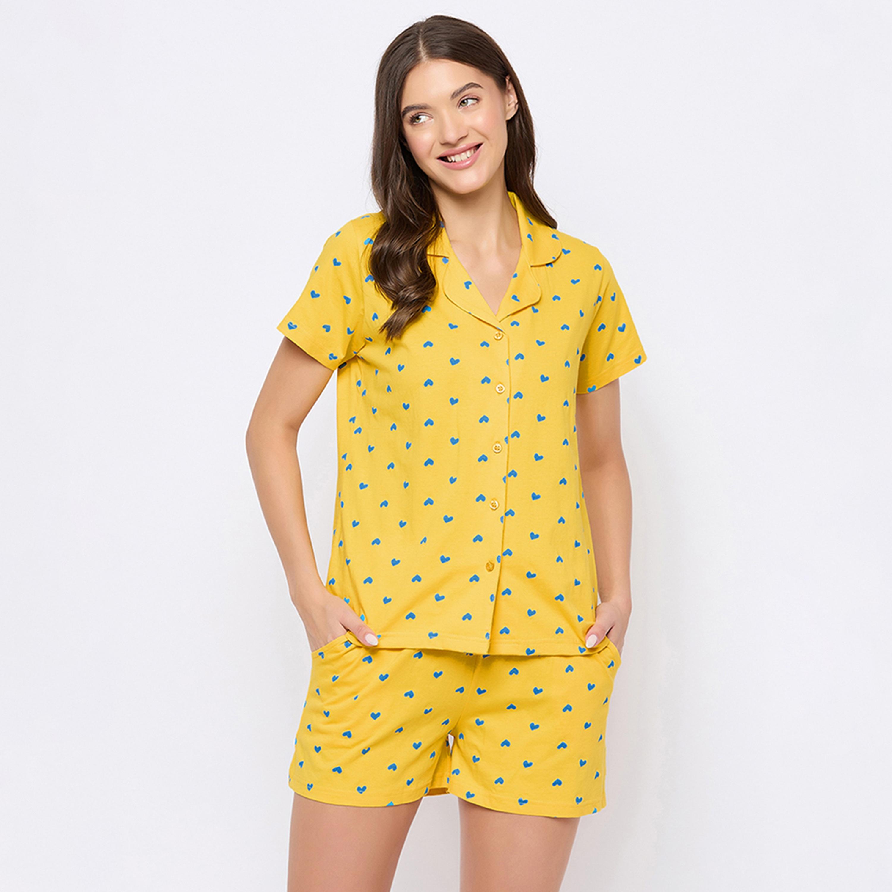 طقم قميص وشورت بأزرار وطبعة قلوب - 100% قطن أصفر فاتح من كلوفيا-women-clothing-nightwear-pyjamas-shortsets-image-6
