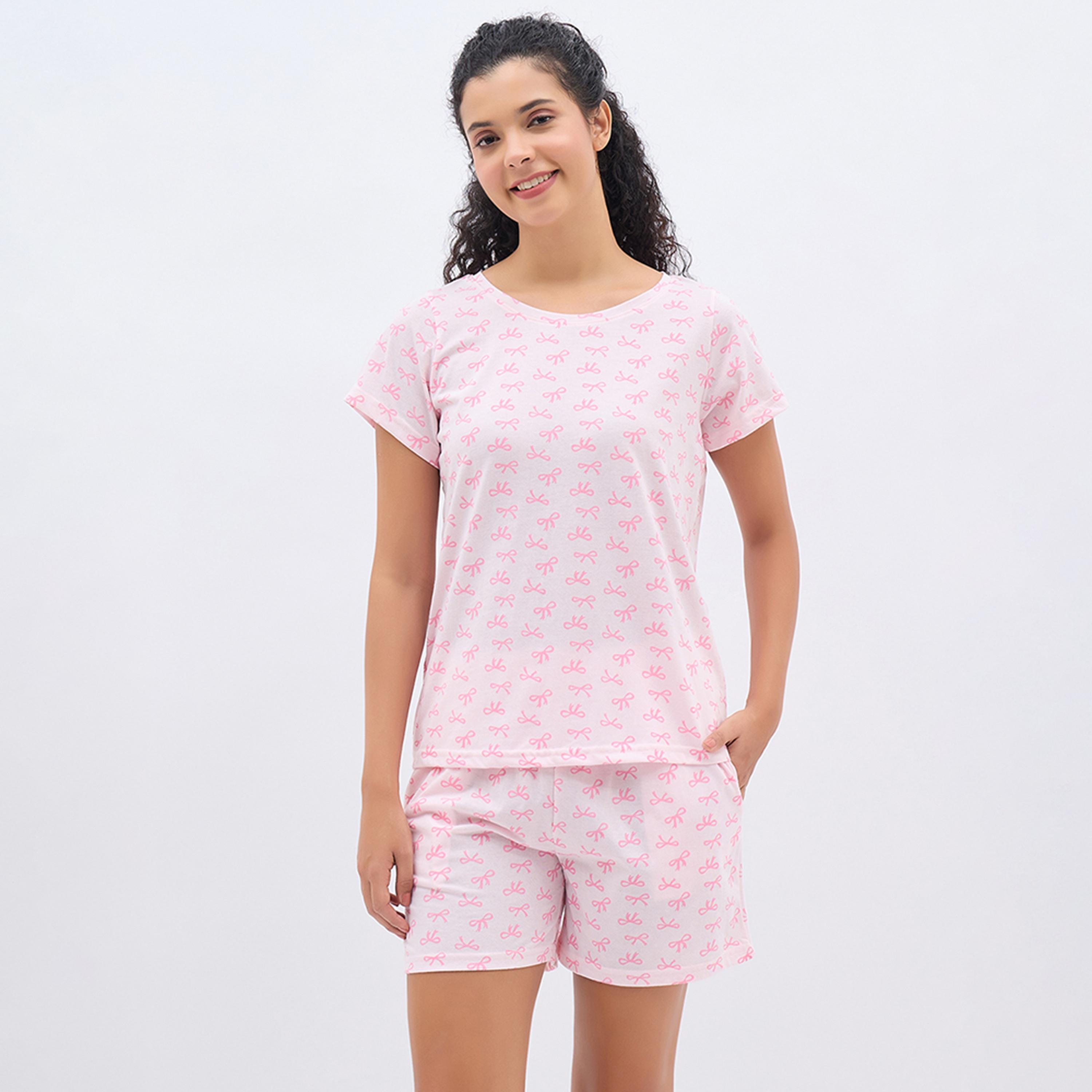 طقم توب وشورت بطبعة فيونكة - 100% قطن وردي فاتح من كلوفيا-women-clothing-nightwear-pyjamas-shortsets-image-7