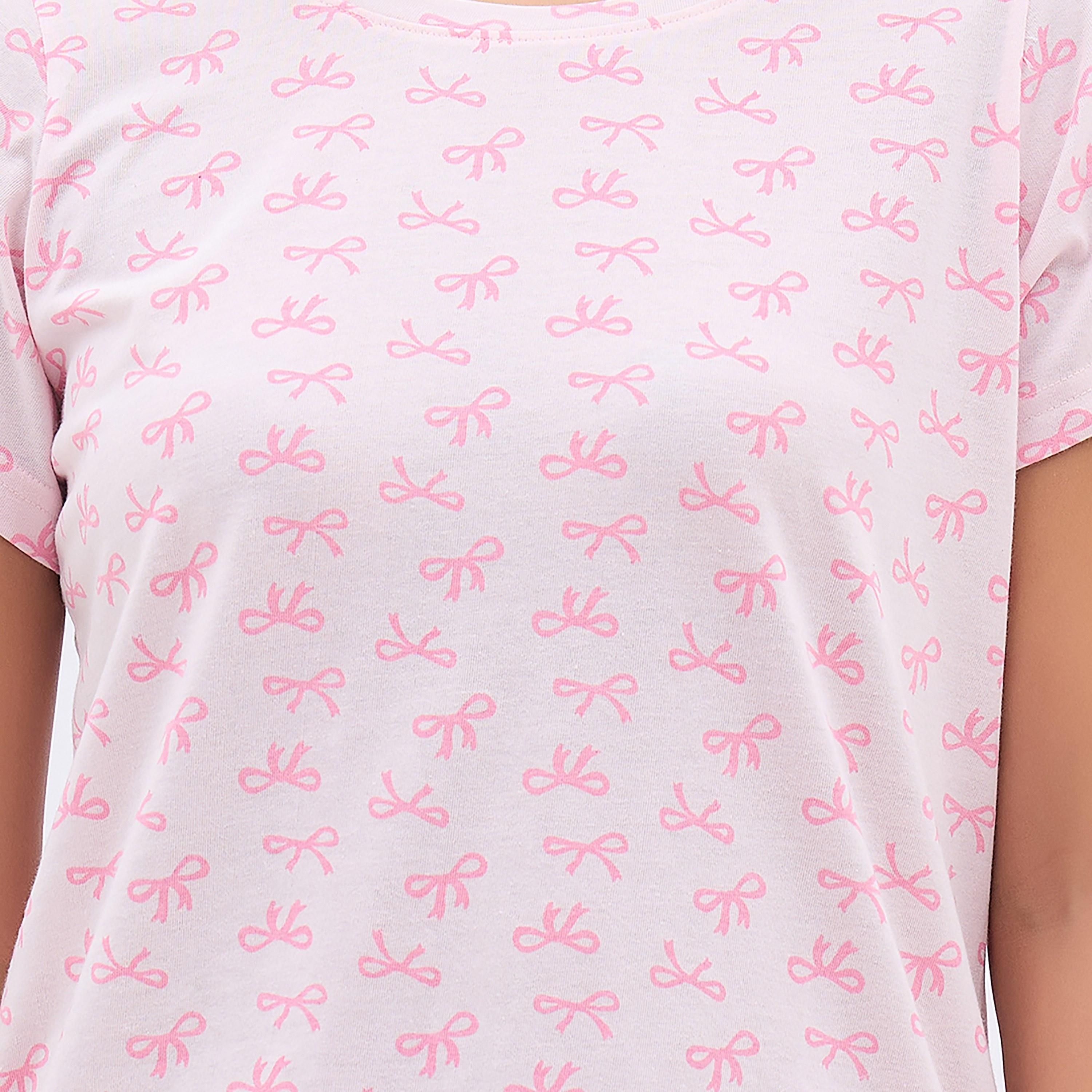طقم توب وشورت بطبعة فيونكة - 100% قطن وردي فاتح من كلوفيا-women-clothing-nightwear-pyjamas-shortsets-image-2