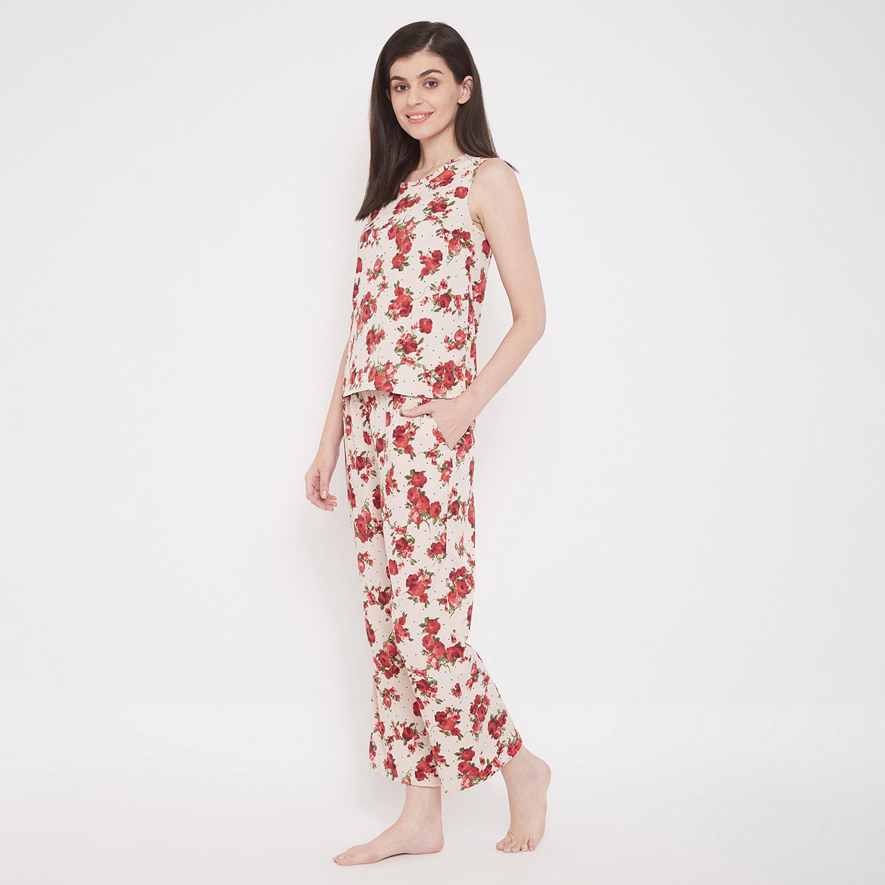 كلوفيا بريتي فلورالز بلوزة نسائية وبيجامة بيج - كريب-women-clothing-nightwear-pyjamas-longsets-image-3