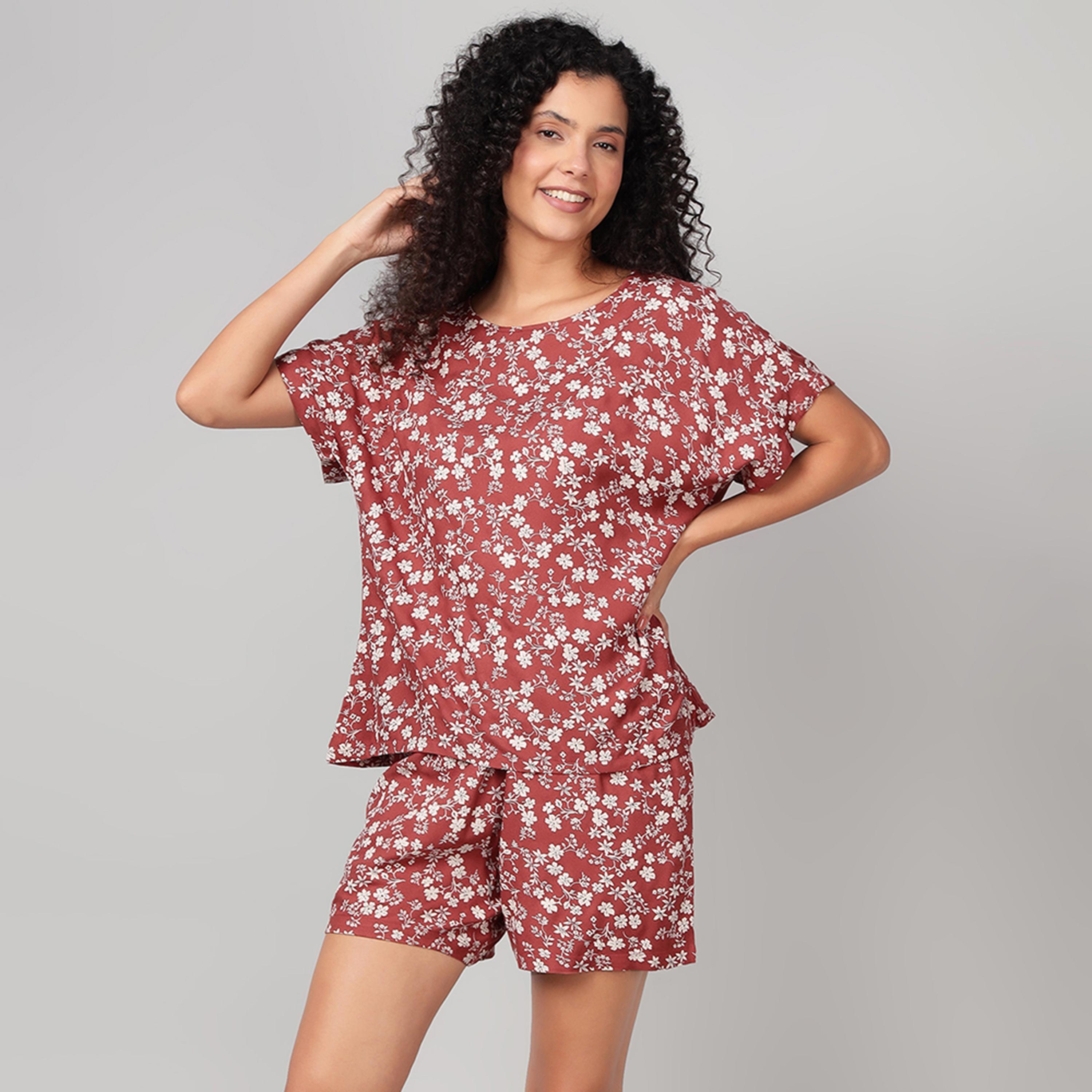 طقم توب وشورت بطبعة زهور - كريب بني من كلوفيا-women-clothing-nightwear-pyjamas-shortsets-image-7