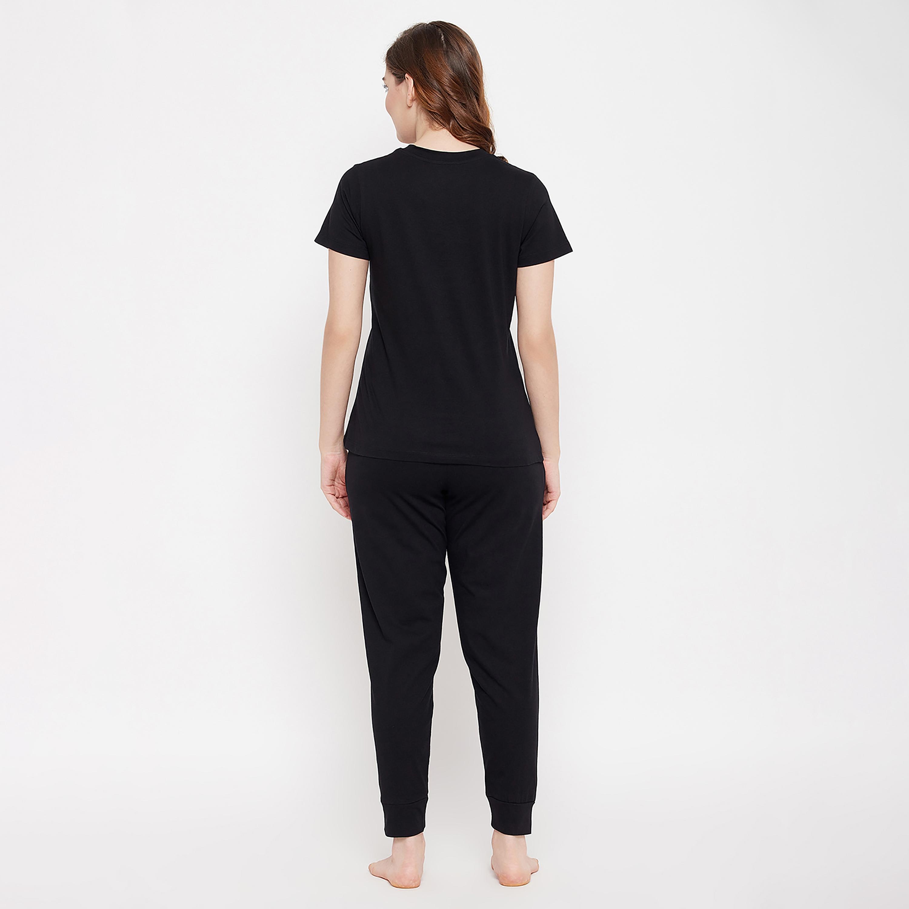 Clovia Set of Graphic V-Neck T-Shirt with Jogger-women-clothing-nightwear-pyjamas-longsets-image-6