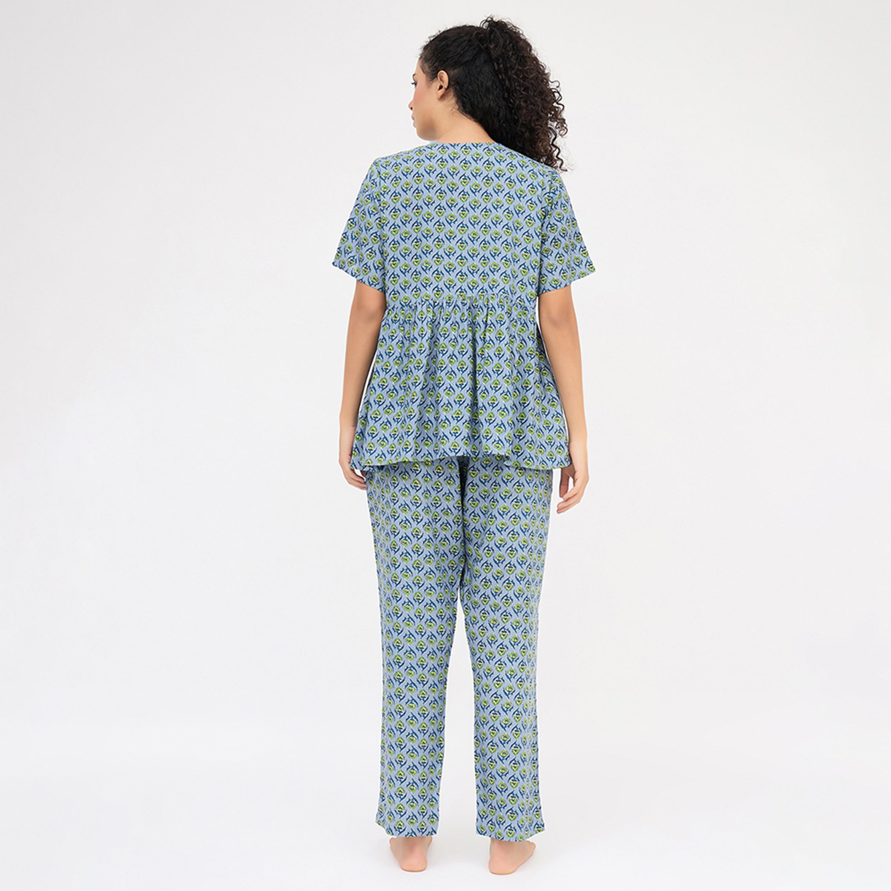 طقم توب وبيجامة بـ"بيبلوم" وطبعة بلوك - ريون أزرق حجري من كلوفيا-women-clothing-nightwear-pyjamas-longsets-image-4
