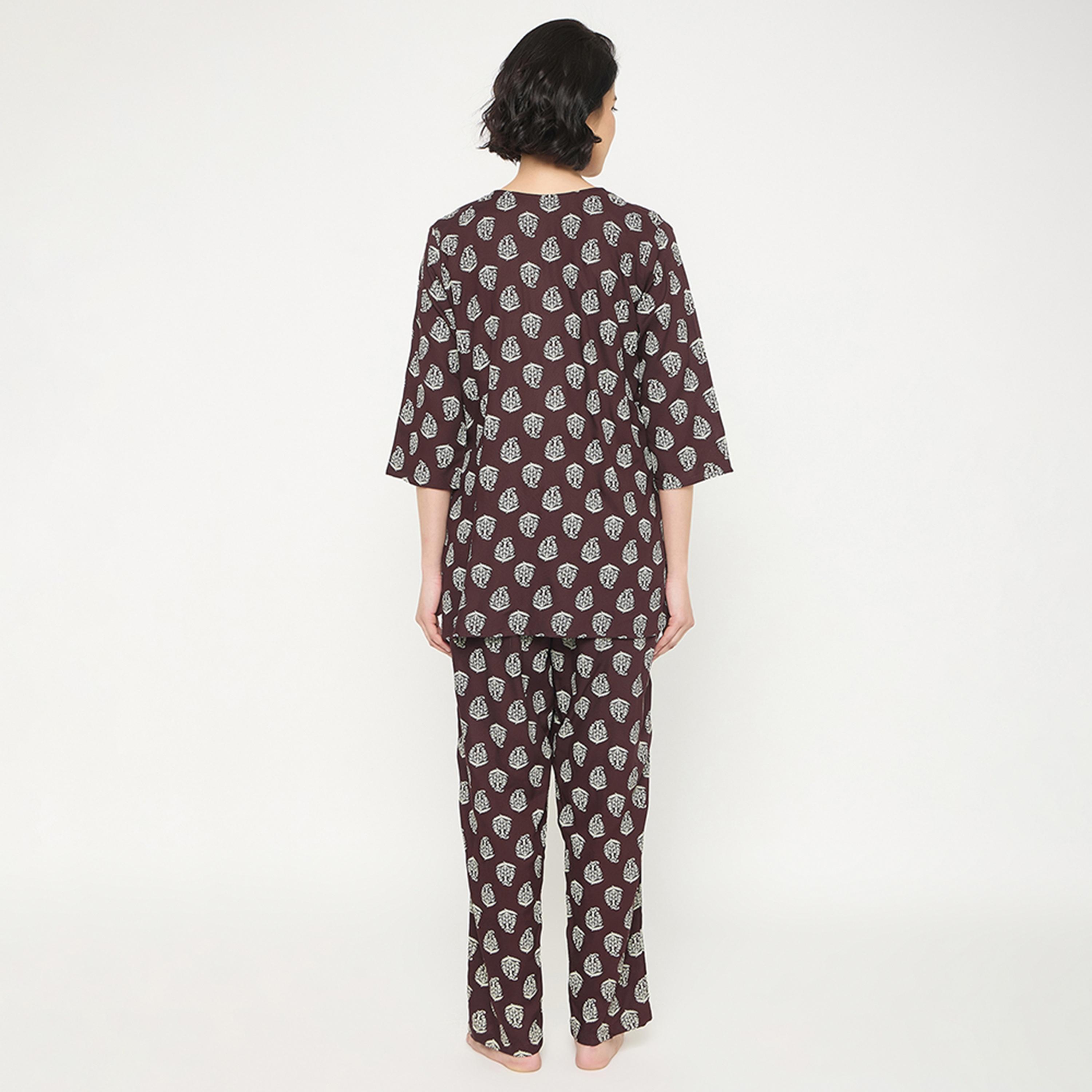 طقم توب وبيجامة بطبعة بلوك - ريون أرجواني داكن من كلوفيا-women-clothing-nightwear-pyjamas-longsets-image-5
