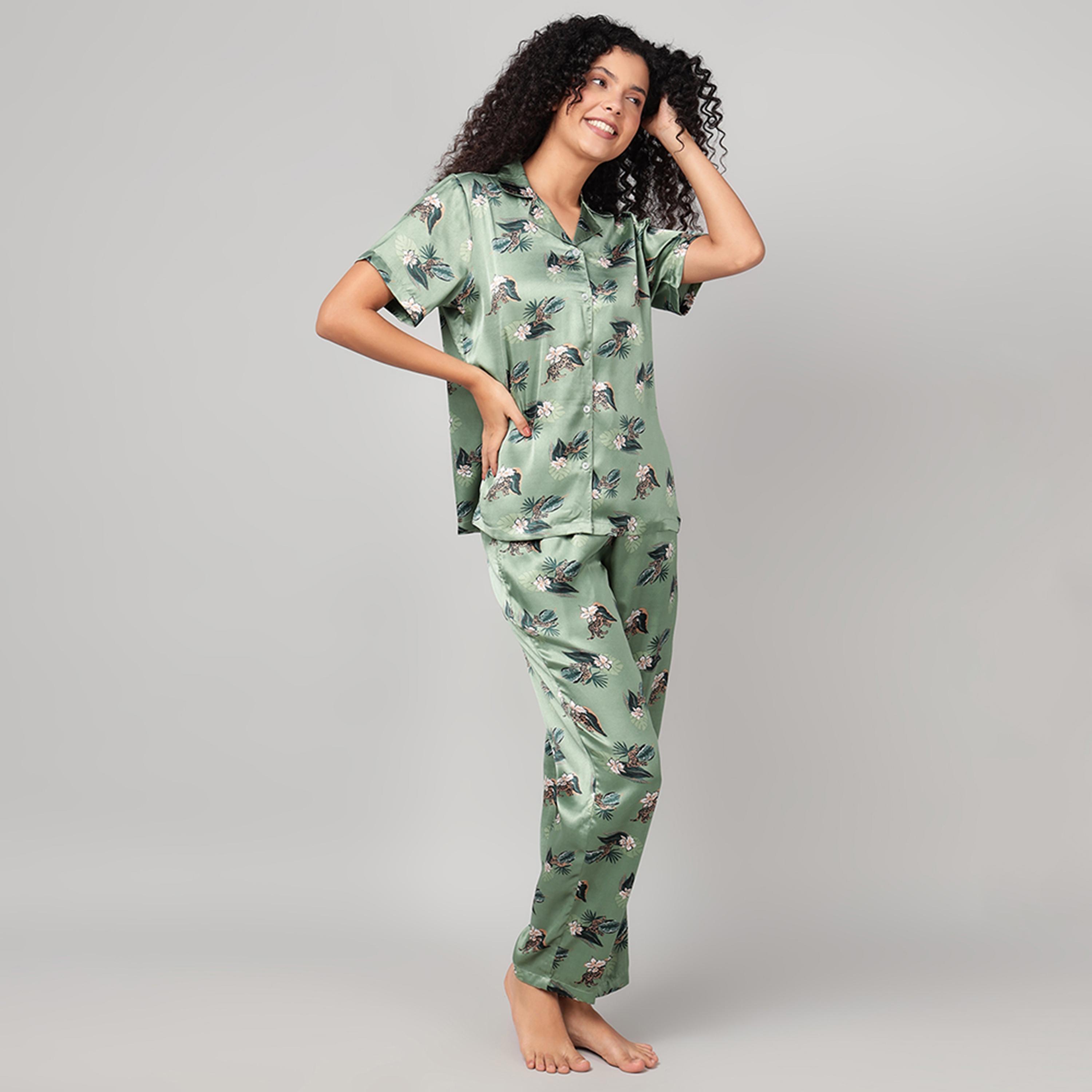 طقم قميص وبيجامة بأزرار "بريتي فلورالز" - ستان أخضر يشمي من كلوفيا-women-clothing-nightwear-pyjamas-longsets-image-3