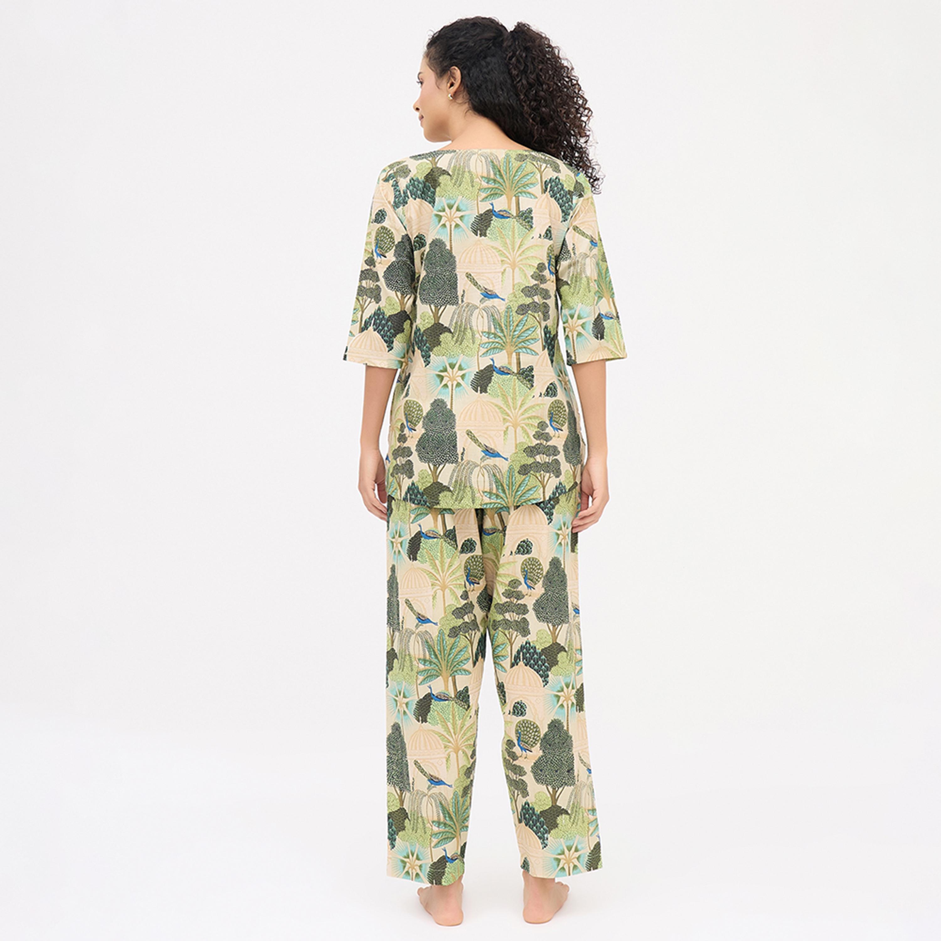 طقم توب وبيجامة كورتا بطبعة استوائية - 100% قطن أخضر فاتح من كلوفيا-women-clothing-nightwear-pyjamas-longsets-image-4