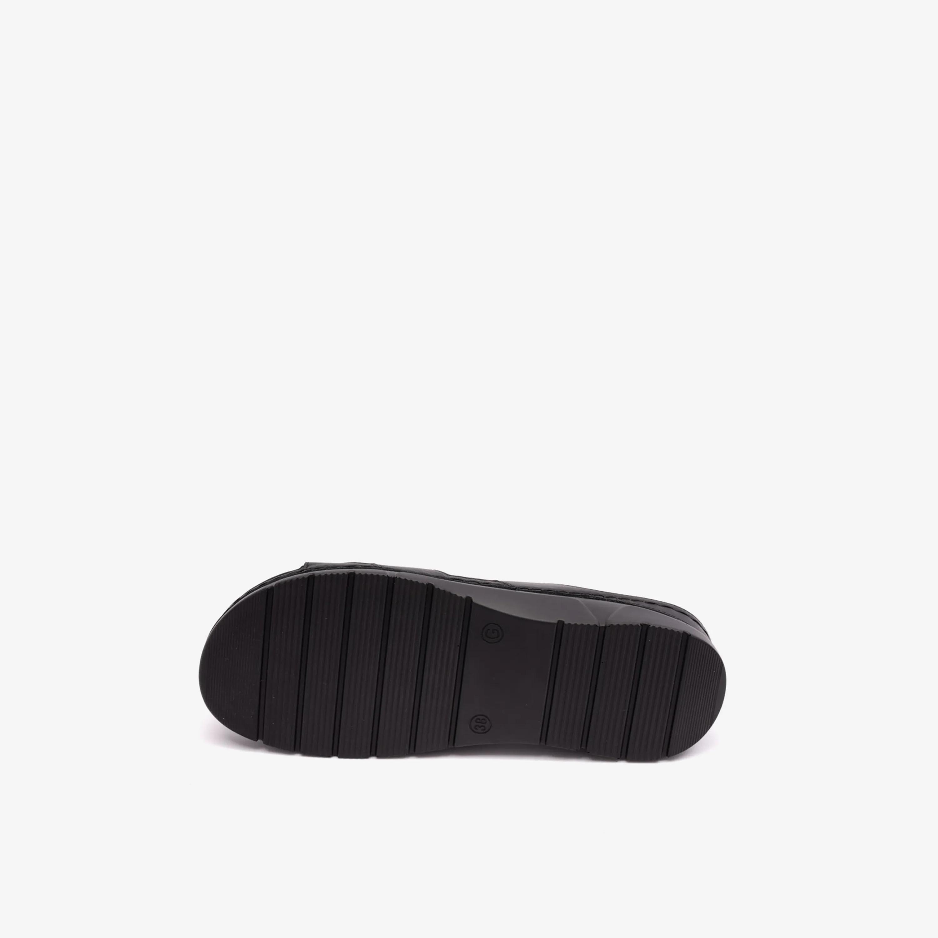 كومفورت بلس - صندل نسائي مسطح سهل الارتداء | LSDCP611-women-shoes-sandals-flats-image-6