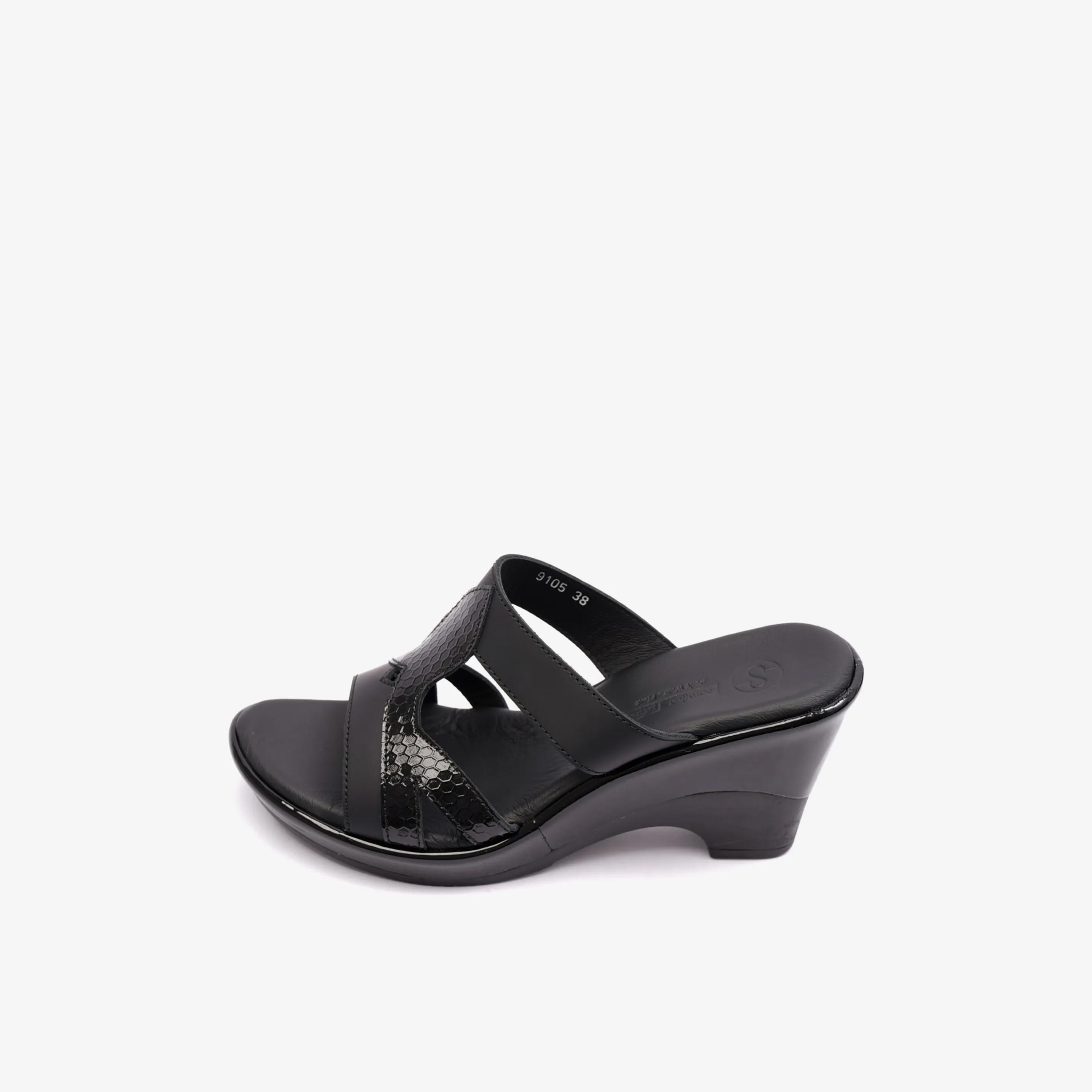 كومفورت بلس - حذاء نسائي سهل الارتداء بكعب إسفيني | LSDCP9105-women-shoes-sandals-heeled-image-4