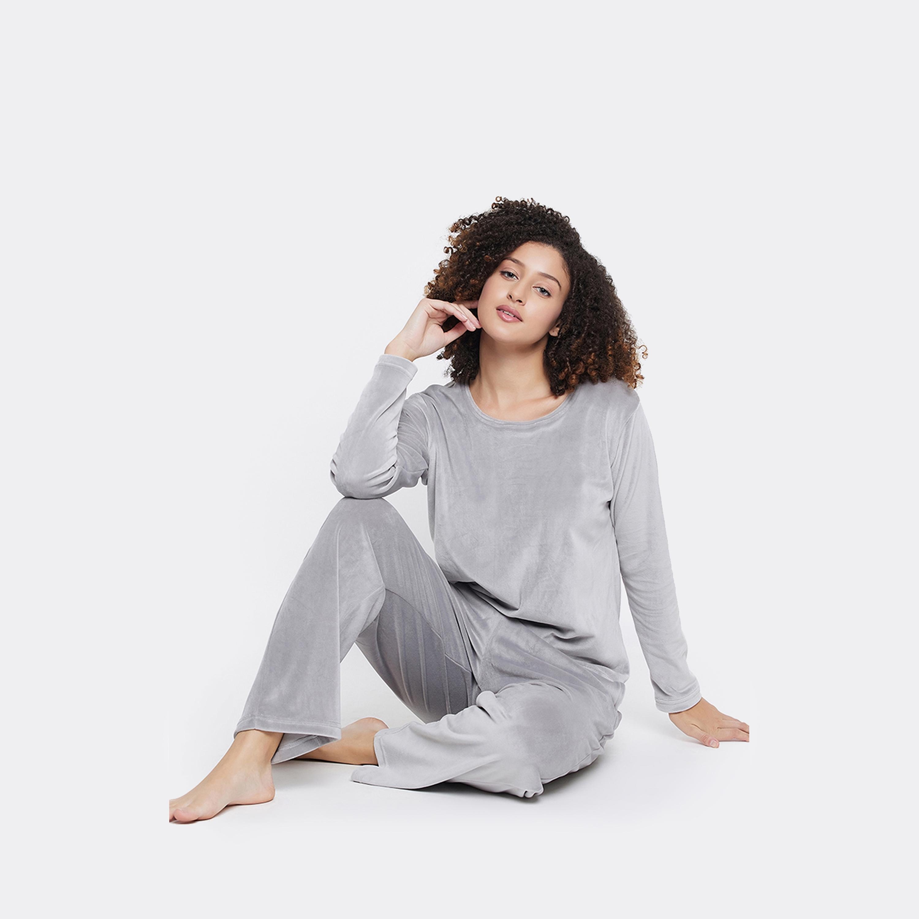 Clovia Chic Basic Women's Sweatshirt & Pyjama Set in Light Grey - Velour-women-clothing-nightwear-pyjamas-longsets-image-7
