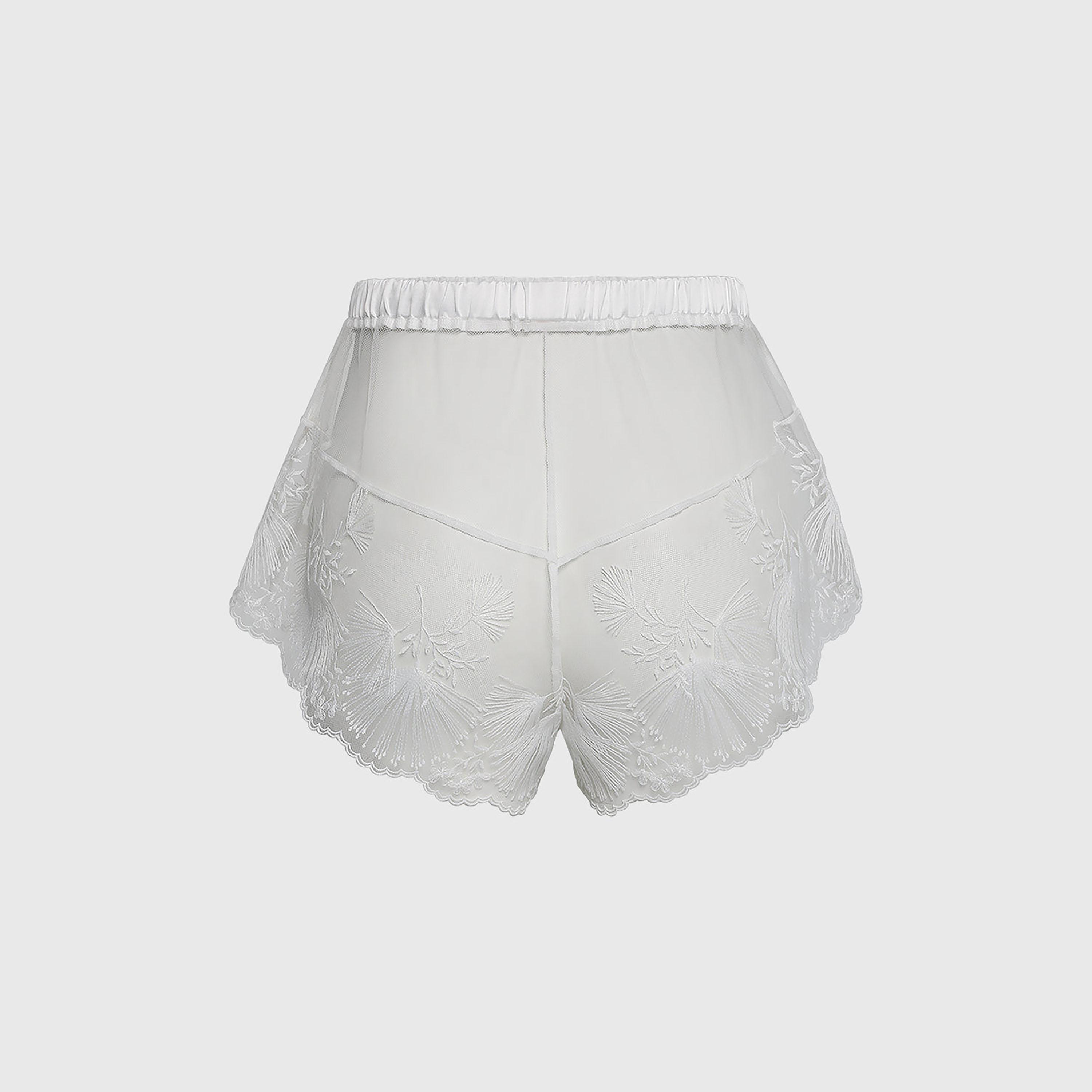 Isla & Evie Lace High-Rise Elasticated Women's Lounge Shorts-women-clothing-nightwear-pyjamas-bottoms-image-3