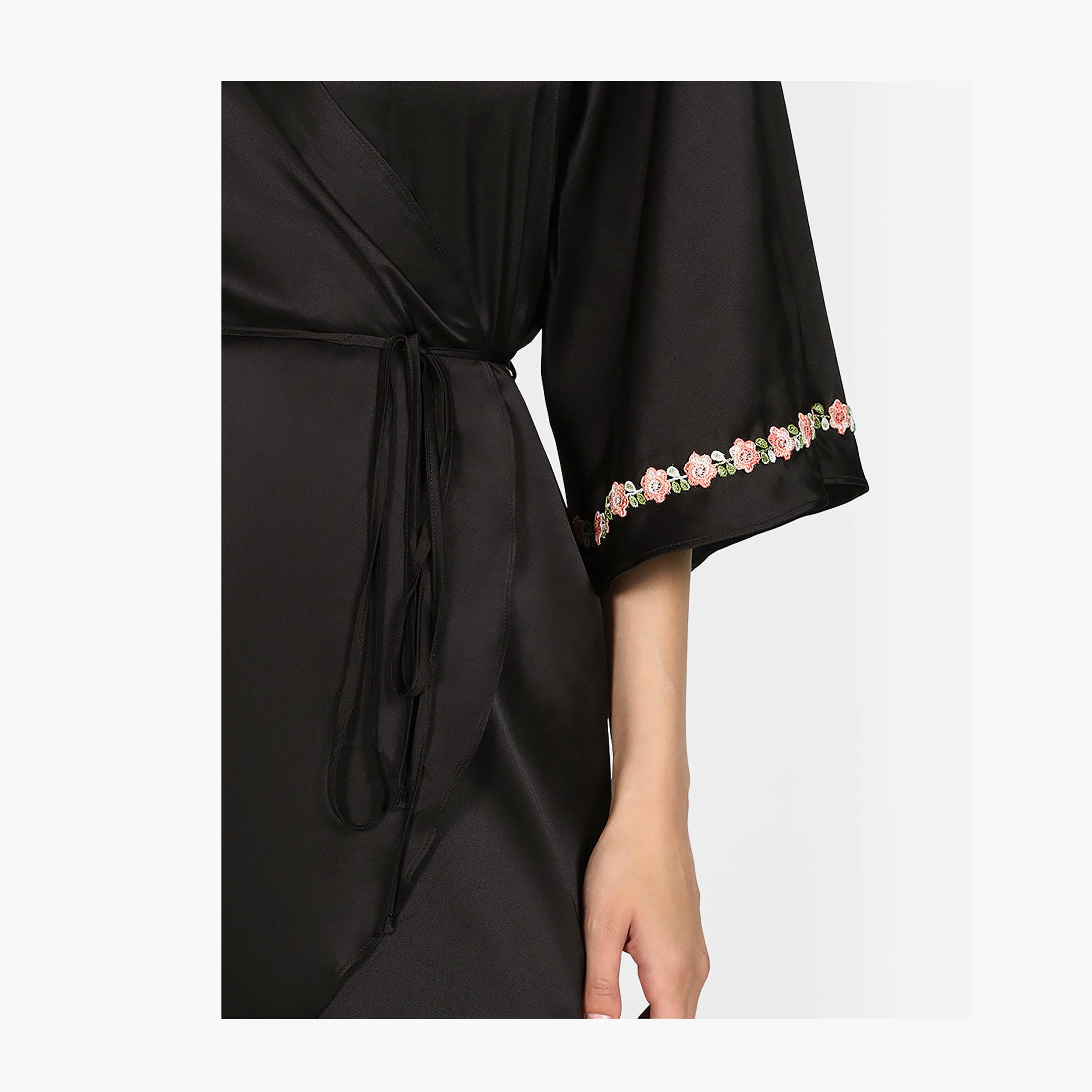 Isla & Evie Lace V-Neck Three-Quarter Sleeves Women's Robe-women-clothing-nightwear-robes-image-2
