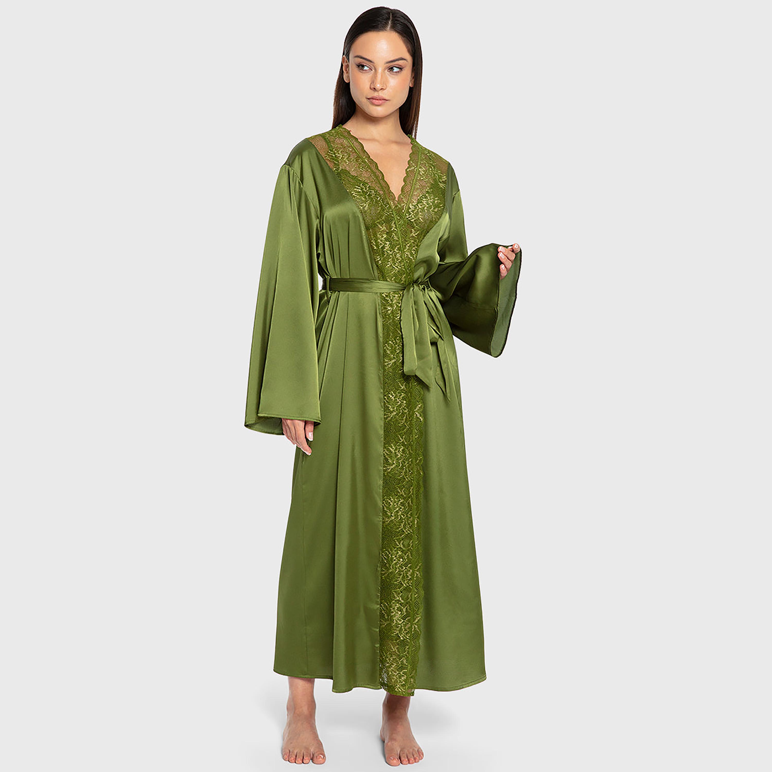 روب نسائي بأكمام واسعة وفتحة رقبة سبعة من الدانتيل من إيسلا آند إيفي-women-clothing-nightwear-robes-image-1