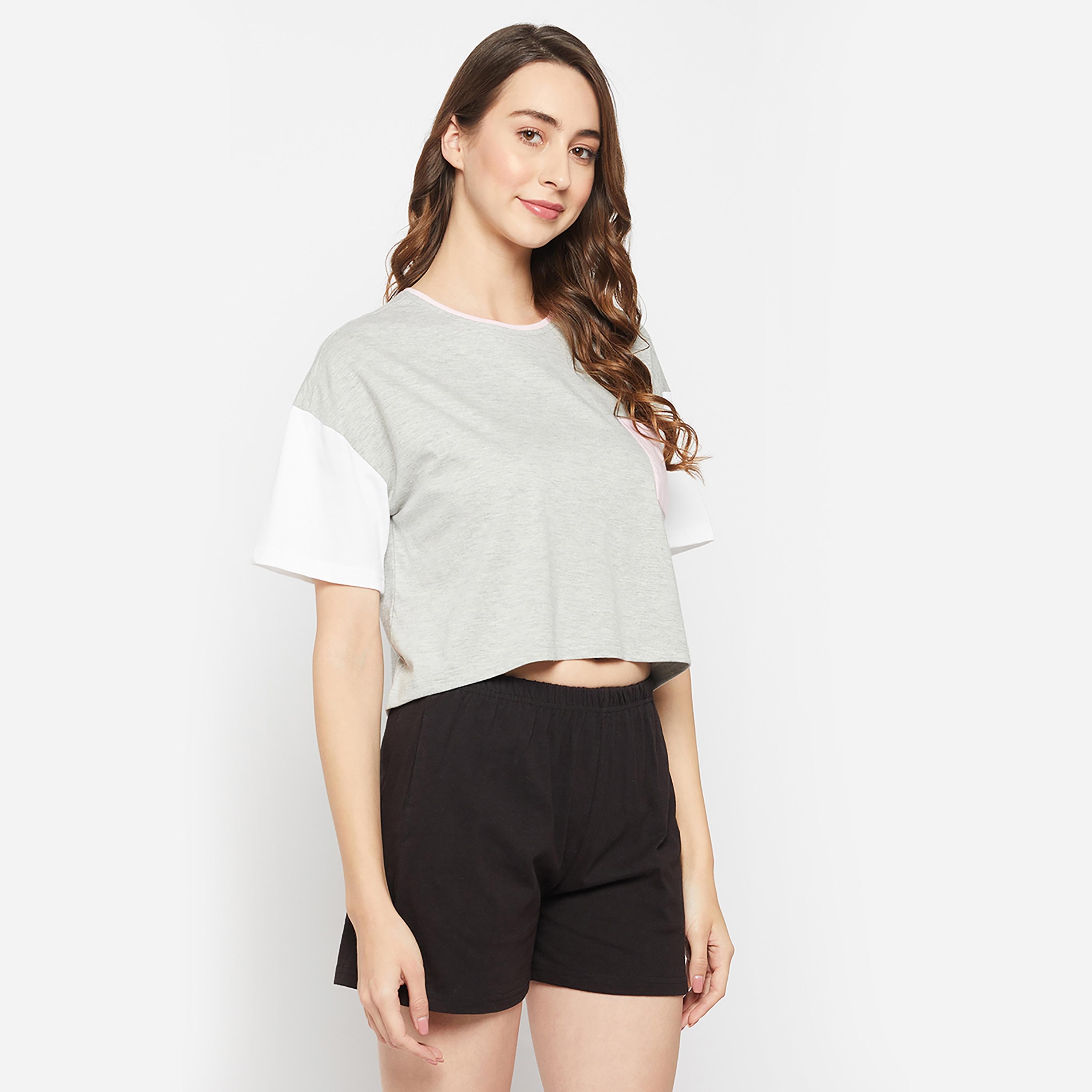 تي شيرت نسائي قصير من Clovia باللون الرمادي الفاتح - 100% قطن-women-clothing-nightwear-pyjamas-tops-image-4
