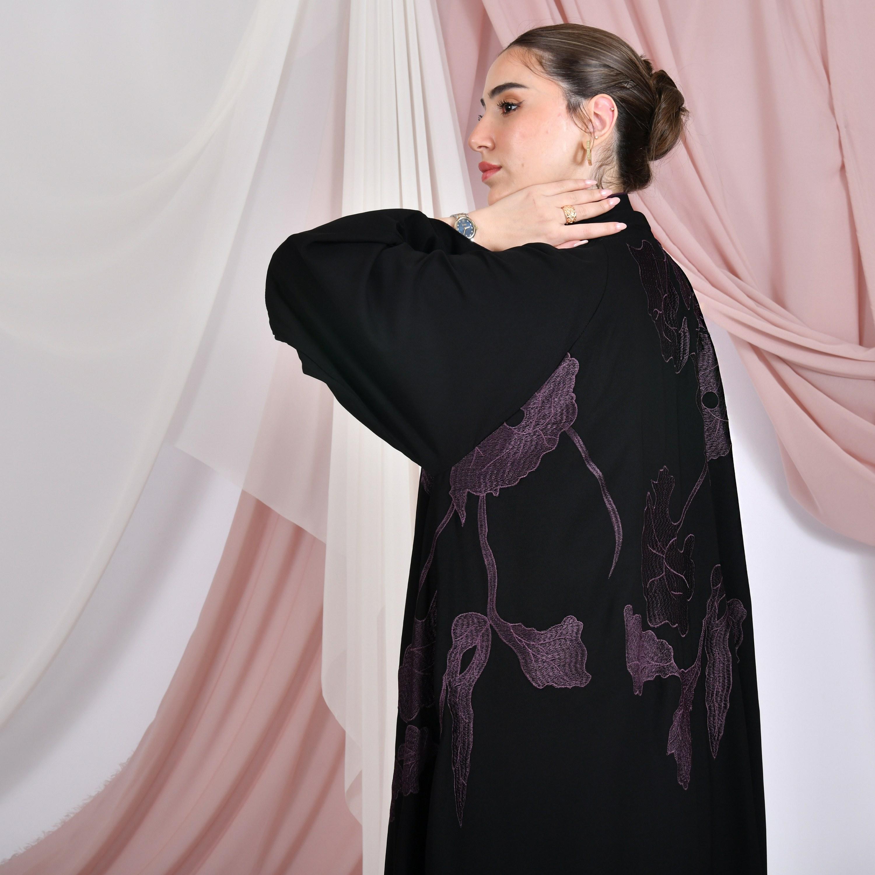Hawraa Black Leaf Embroidered Wide Sleeves Linen Women's Abaya-women-arabicclothing-abayas-image-5