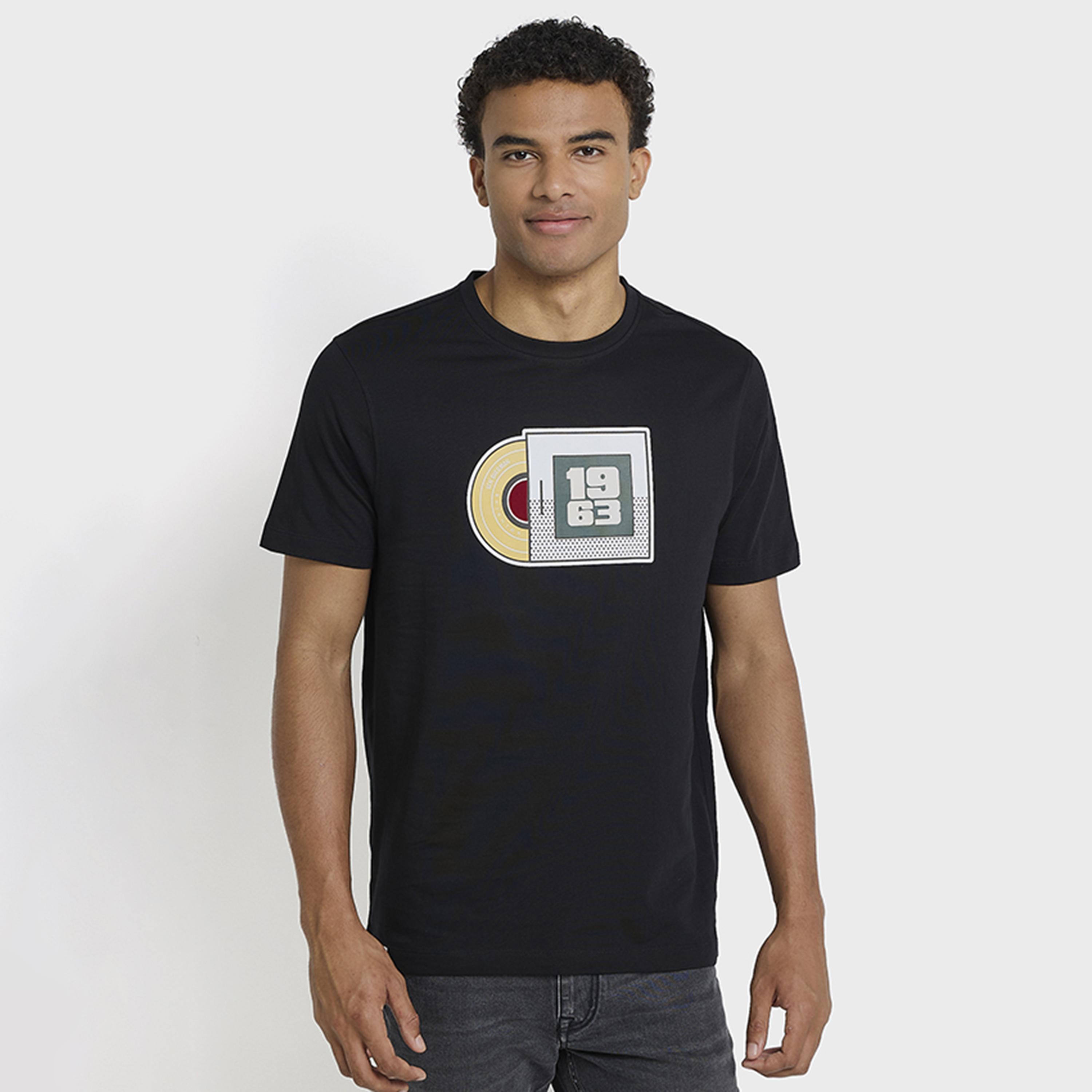 تيشيرت رجالي بياقة دائرية وأكمام قصيرة مطبوع برسومات جرافيكية من بن شيرمان-men-clothing-tshirtsandpolos-tshirts-image-5