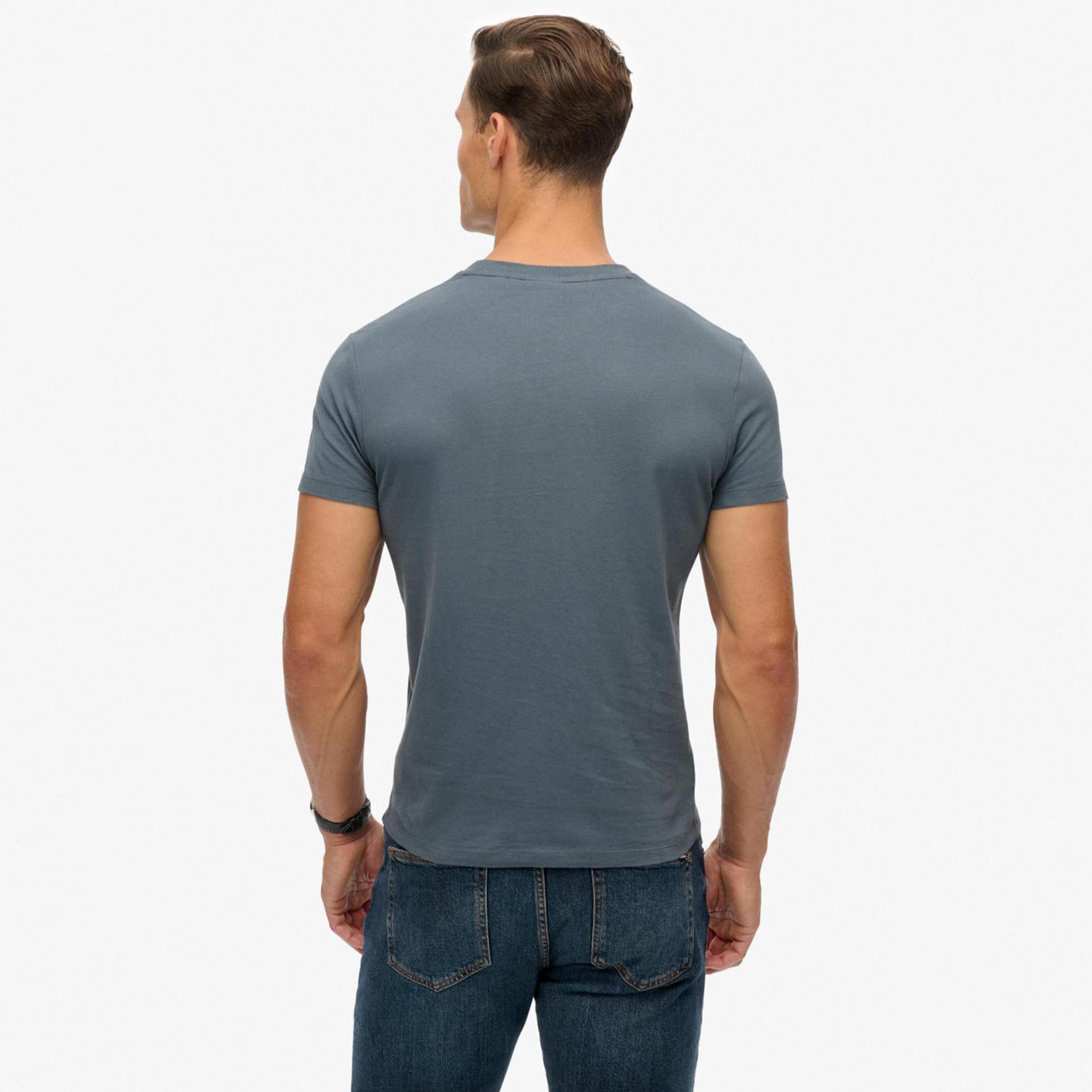 تيشيرت رجالي سادة بياقة دائرية وأكمام قصيرة من سوبردراي-men-clothing-tshirtsandpolos-tshirts-image-4