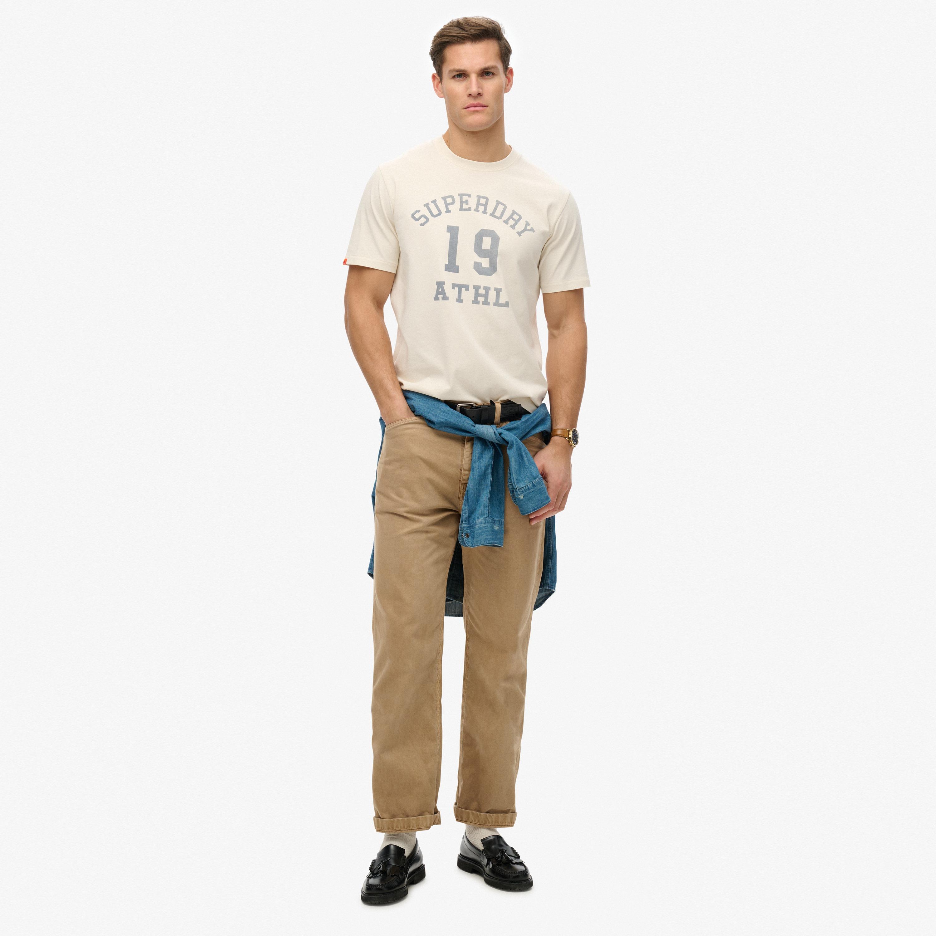 تيشيرت رجالي بياقة دائرية وأكمام قصيرة، مطبوع عليه نص من سوبردراي-men-clothing-tshirtsandpolos-tshirts-image-2