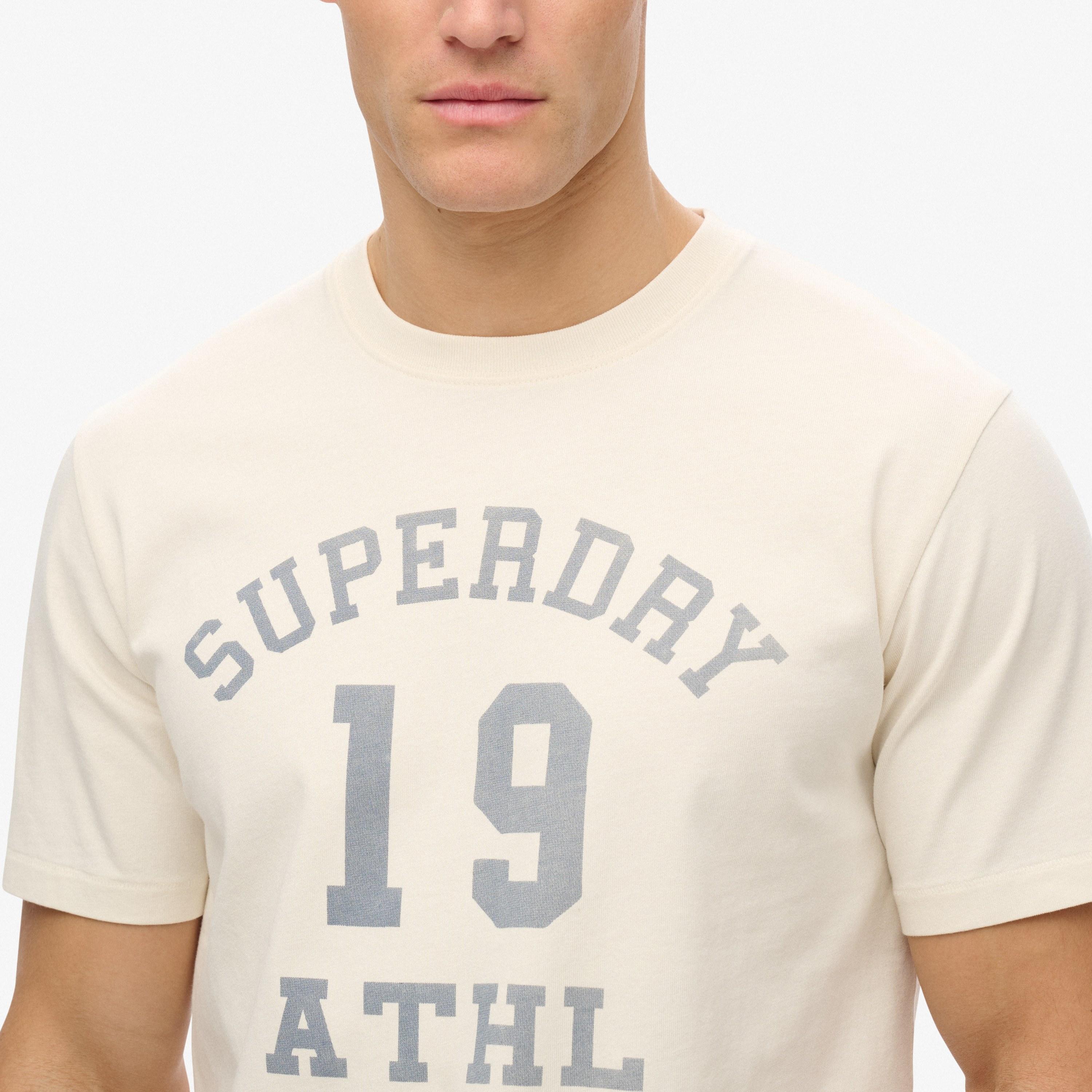 تيشيرت رجالي بياقة دائرية وأكمام قصيرة، مطبوع عليه نص من سوبردراي-men-clothing-tshirtsandpolos-tshirts-image-3