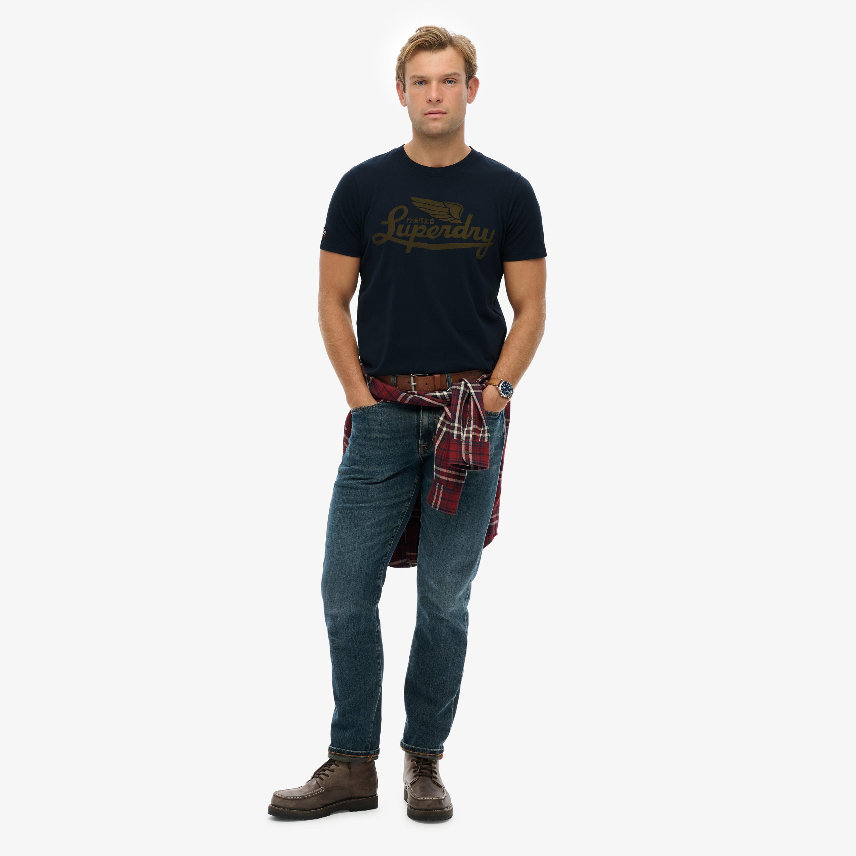 تيشيرت رجالي بياقة دائرية وأكمام قصيرة، مطبوع عليه نص من سوبردراي-men-clothing-tshirtsandpolos-tshirts-image-2