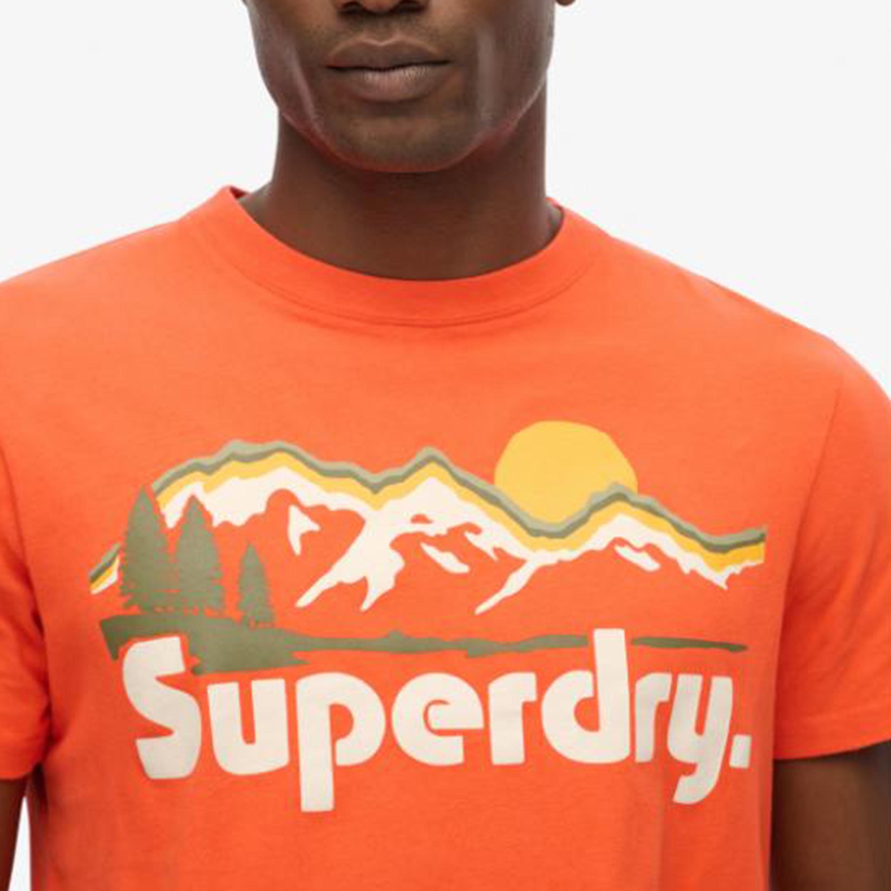 تيشيرت رجالي بقبة دائرية وأكمام قصيرة بطبعة رسومية من سوبردراي-men-clothing-tshirtsandpolos-tshirts-image-3