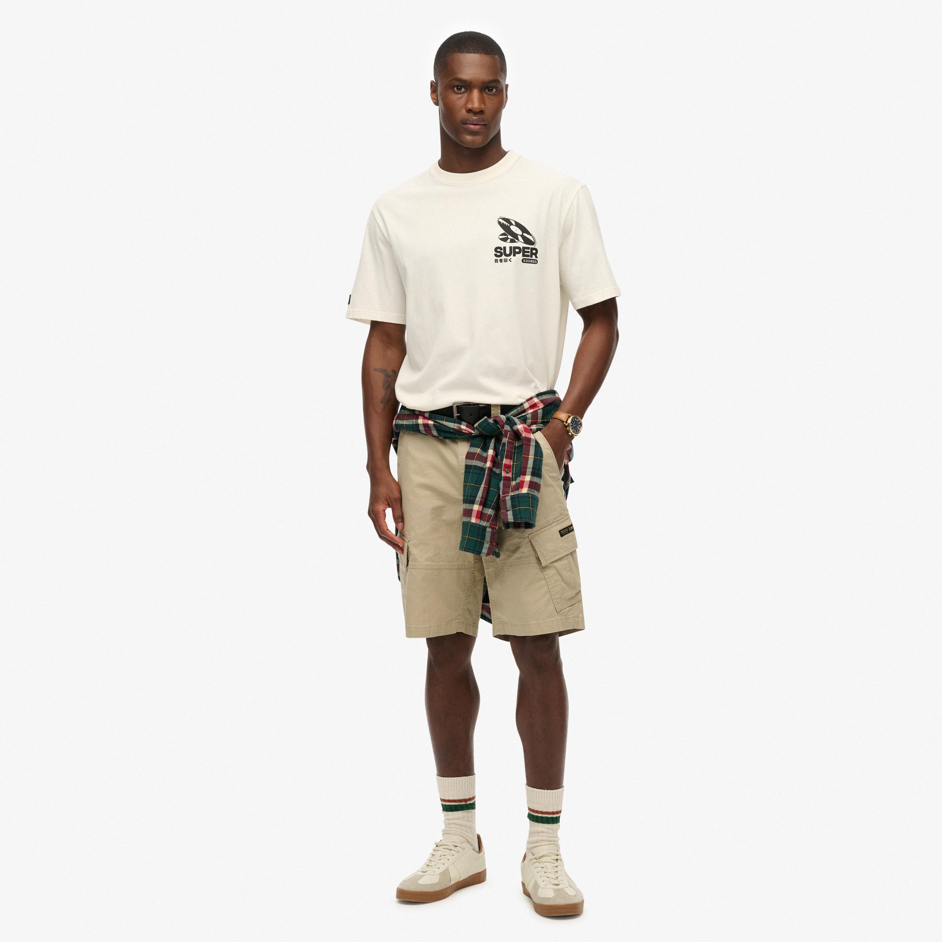 تي شيرت رجالي مطبوع برقبة دائرية وأكمام قصيرة من سوبردراي-men-clothing-tshirtsandpolos-tshirts-image-2