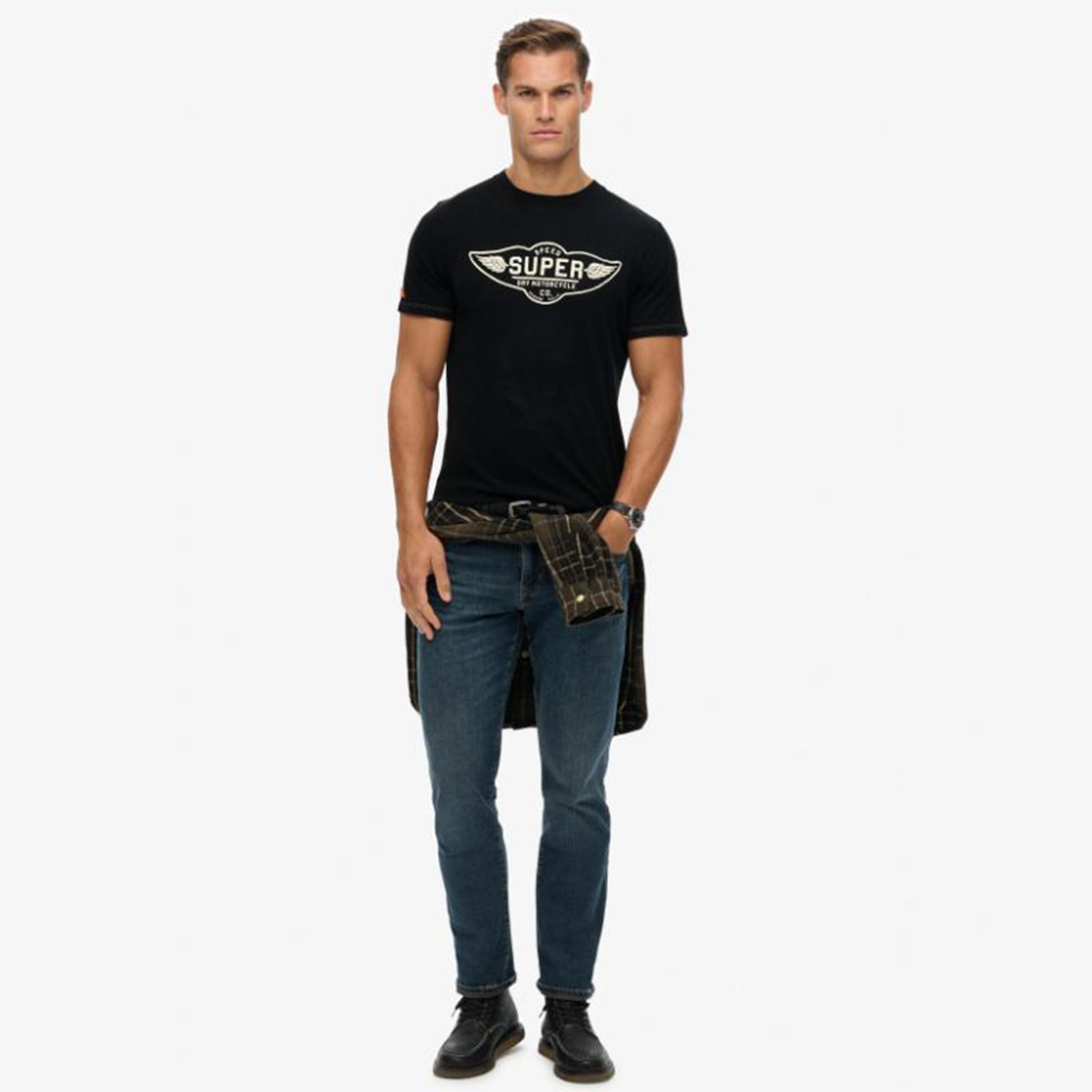 تي شيرت رجالي مطبوع برقبة دائرية وأكمام قصيرة من سوبردراي-men-clothing-tshirtsandpolos-tshirts-image-2