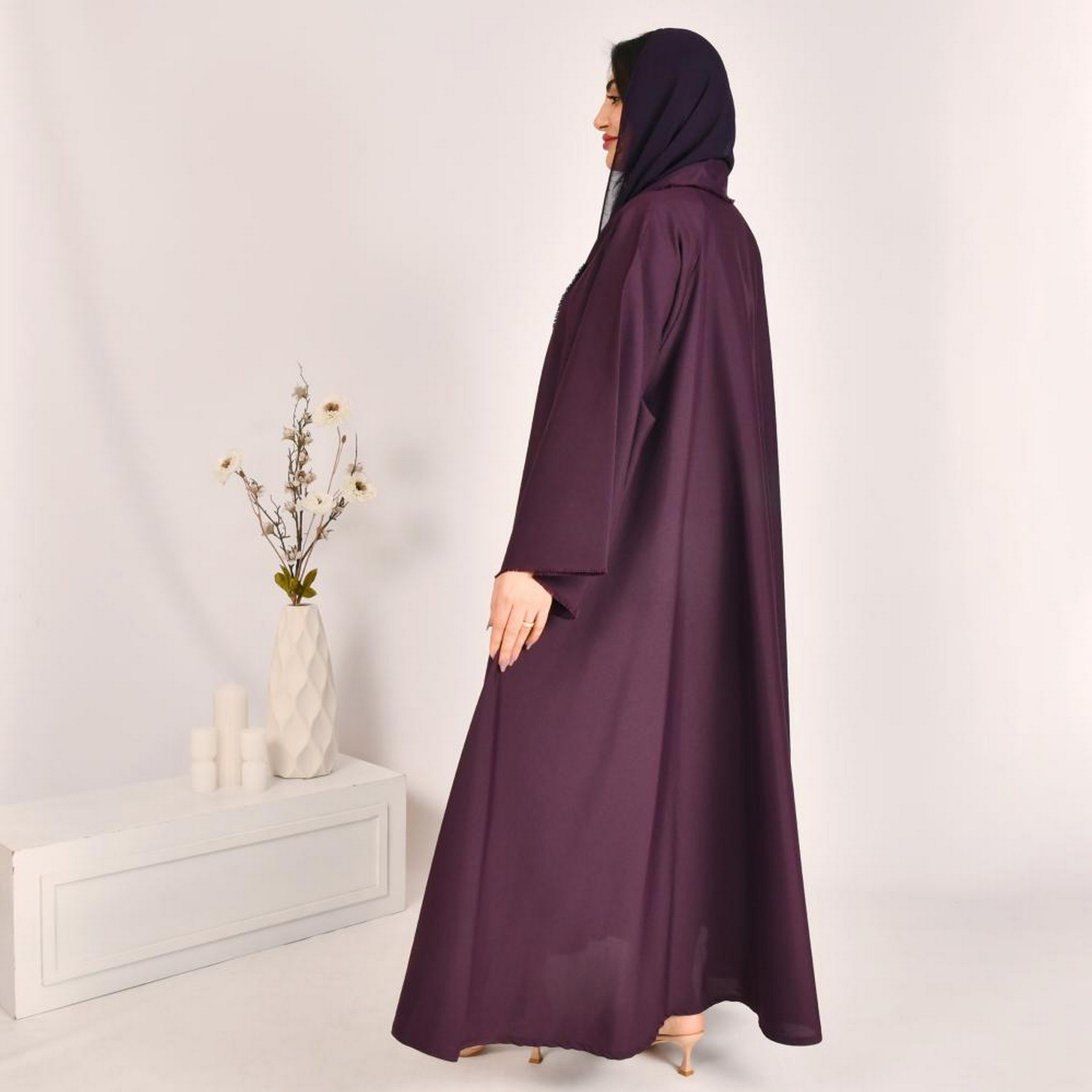 عباية كلوش مزدوجة الأكمام من الكتان مع حجاب من بيوند عباية-women-arabicclothing-abayas-image-4