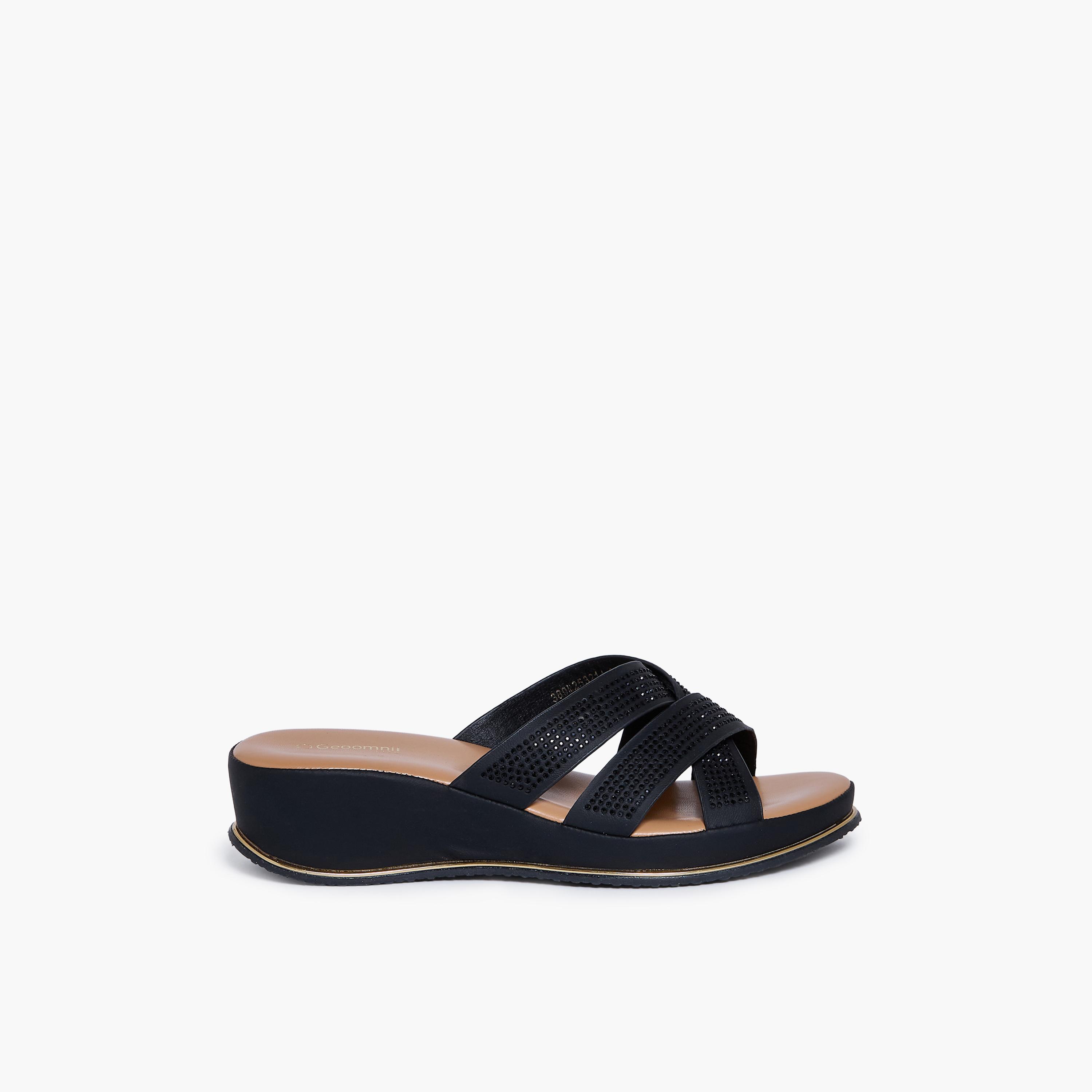 جيومني - صندل كيمبرلي1 سهل الارتداء بكعب إسفيني للنساء | M253214-BLACK-women-shoes-sandals-heeled-image-4