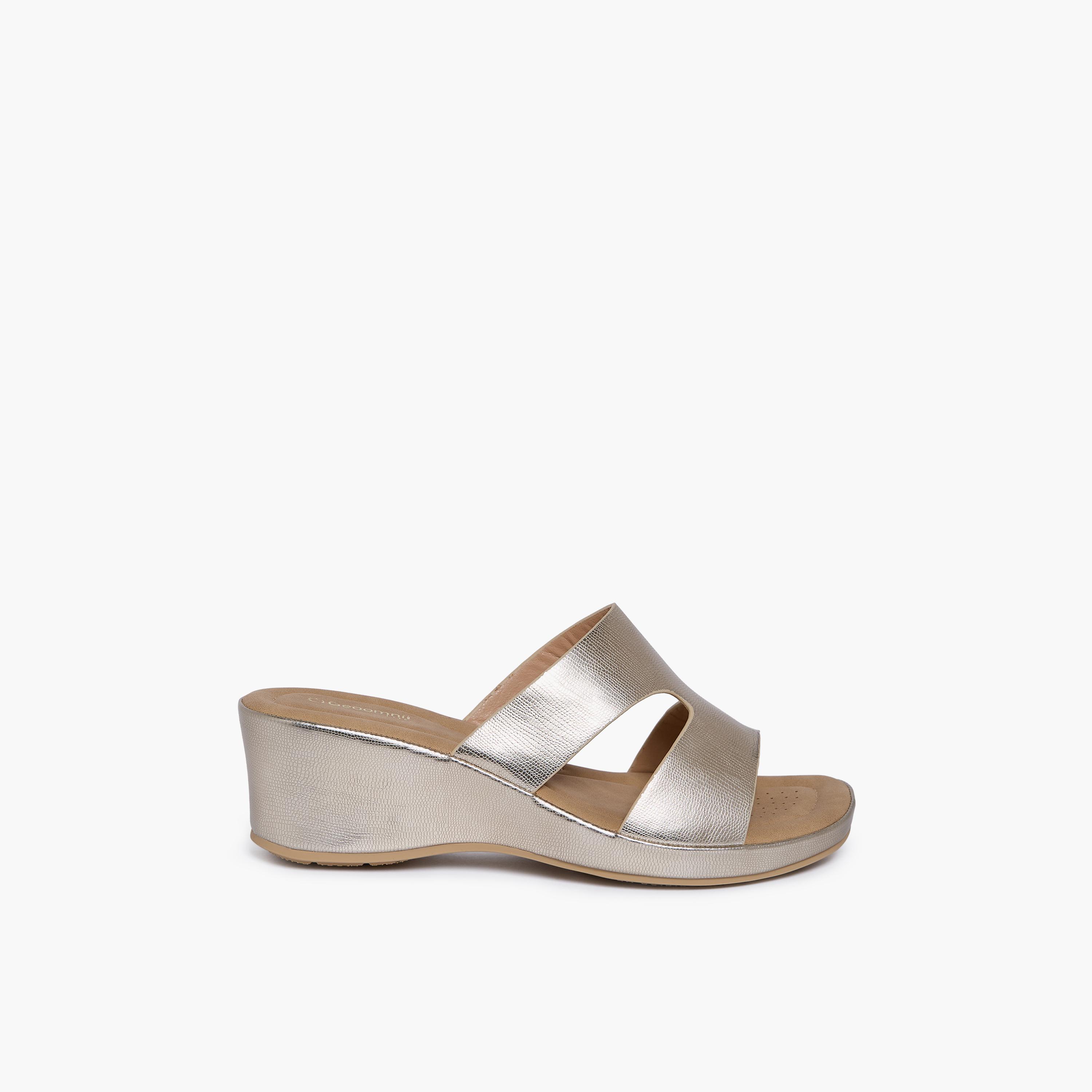 جيومني - صندل لانا1 سهل الارتداء بكعب إسفيني للنساء | M253233-GOLD-women-shoes-sandals-heeled-image-4