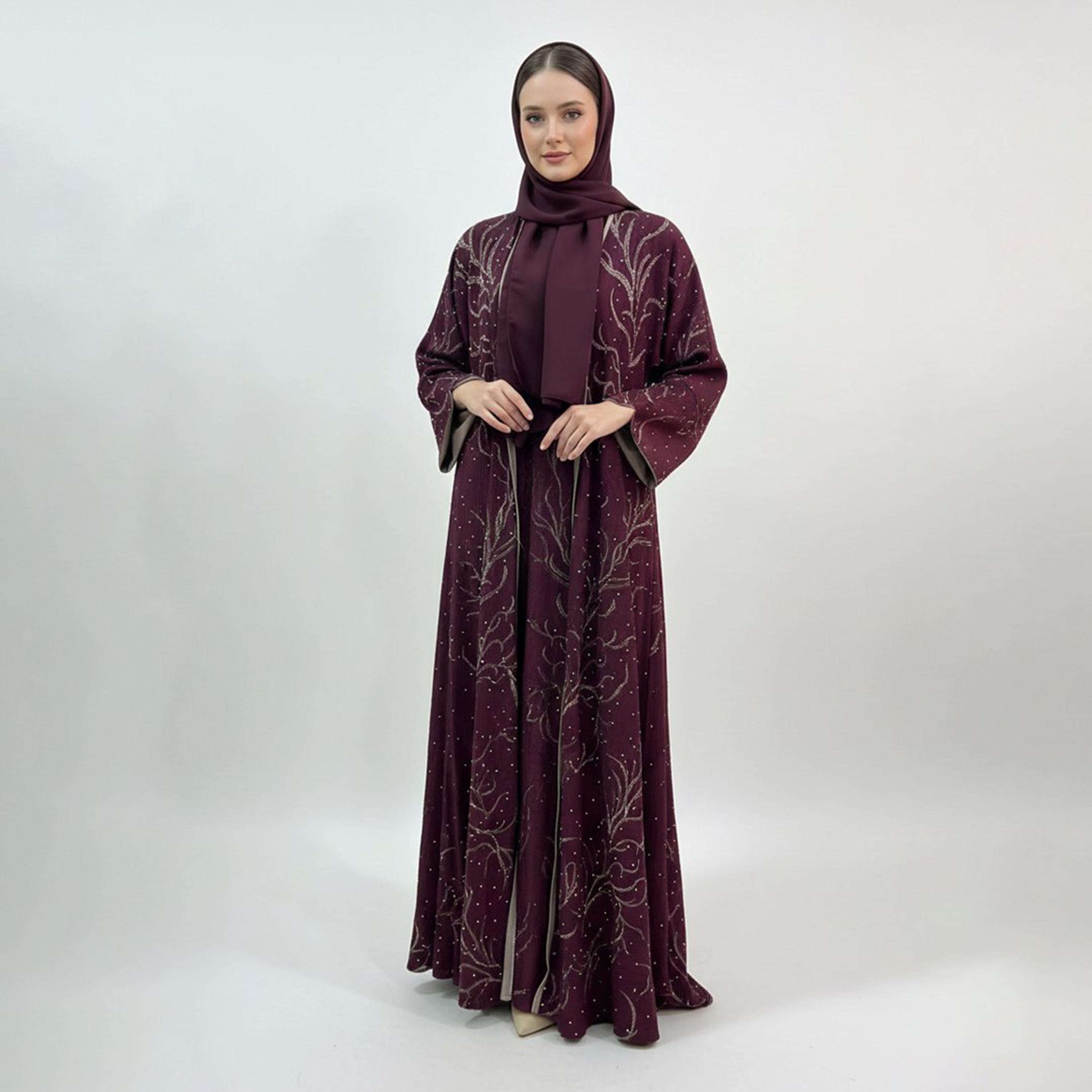 عباية كريب بتطريز كامل نسائية - "واين" من بيوند عباية-women-arabicclothing-abayas-image-5
