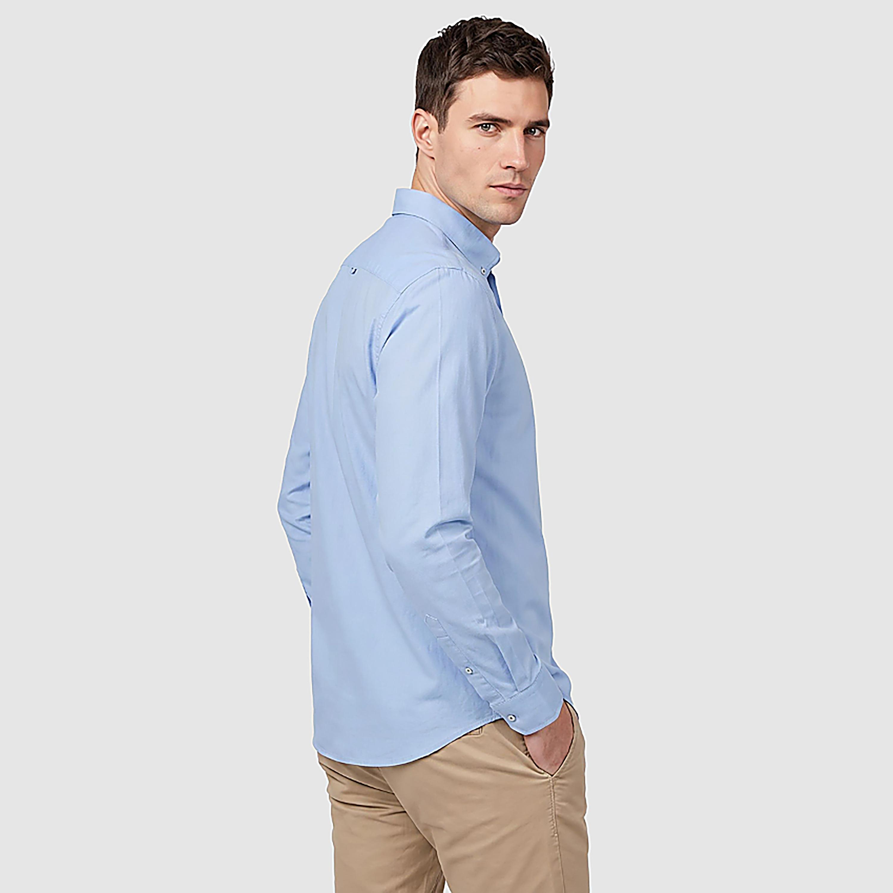قميص رجالي سادة بقصة ريجيولار فيت وياقة بأزرار وأكمام طويلة من بن شيرمان-men-clothing-shirts-image-4