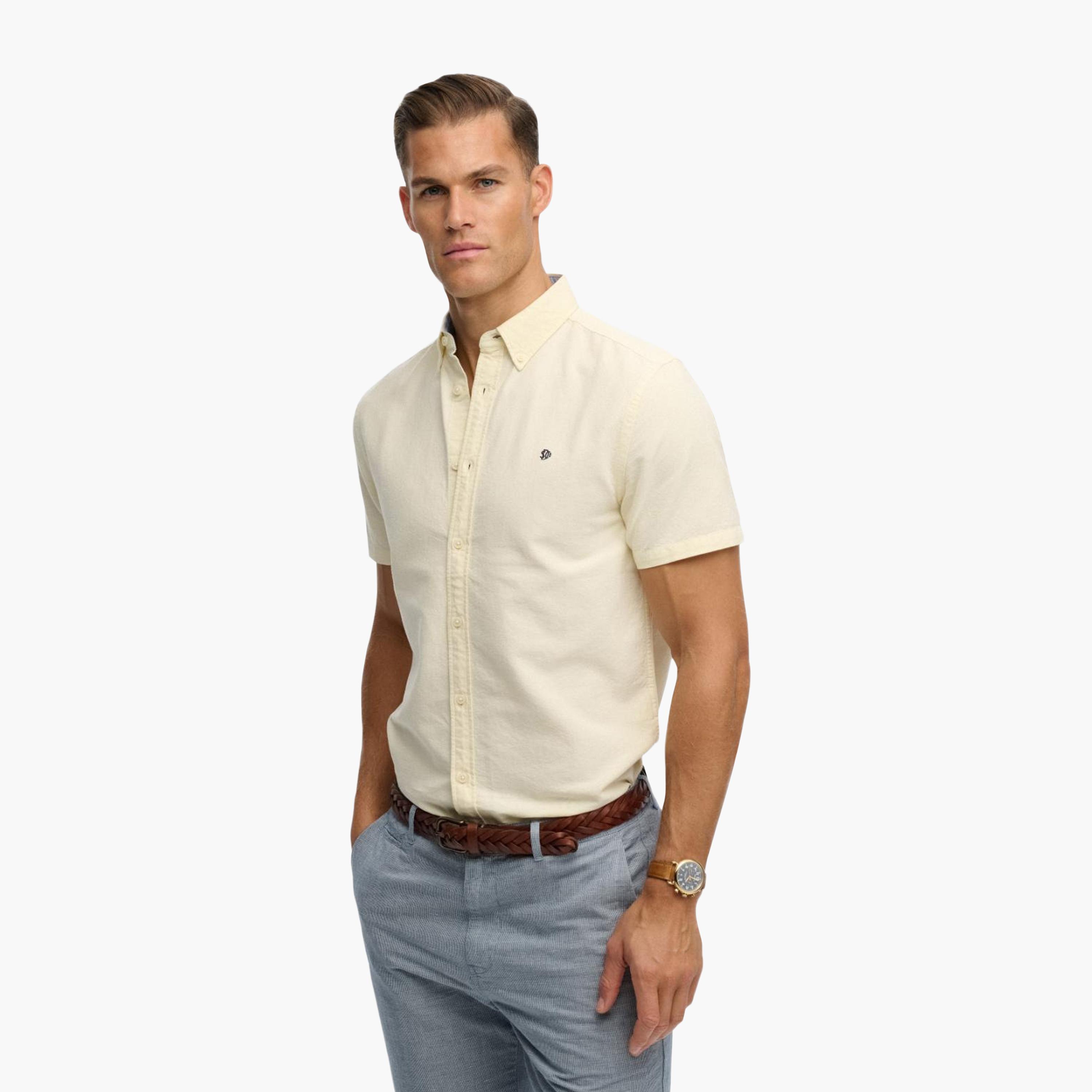 قميص رجالي سادة بأكمام قصيرة وياقة بأزرار من سوبر دراي-men-clothing-shirts-image-1