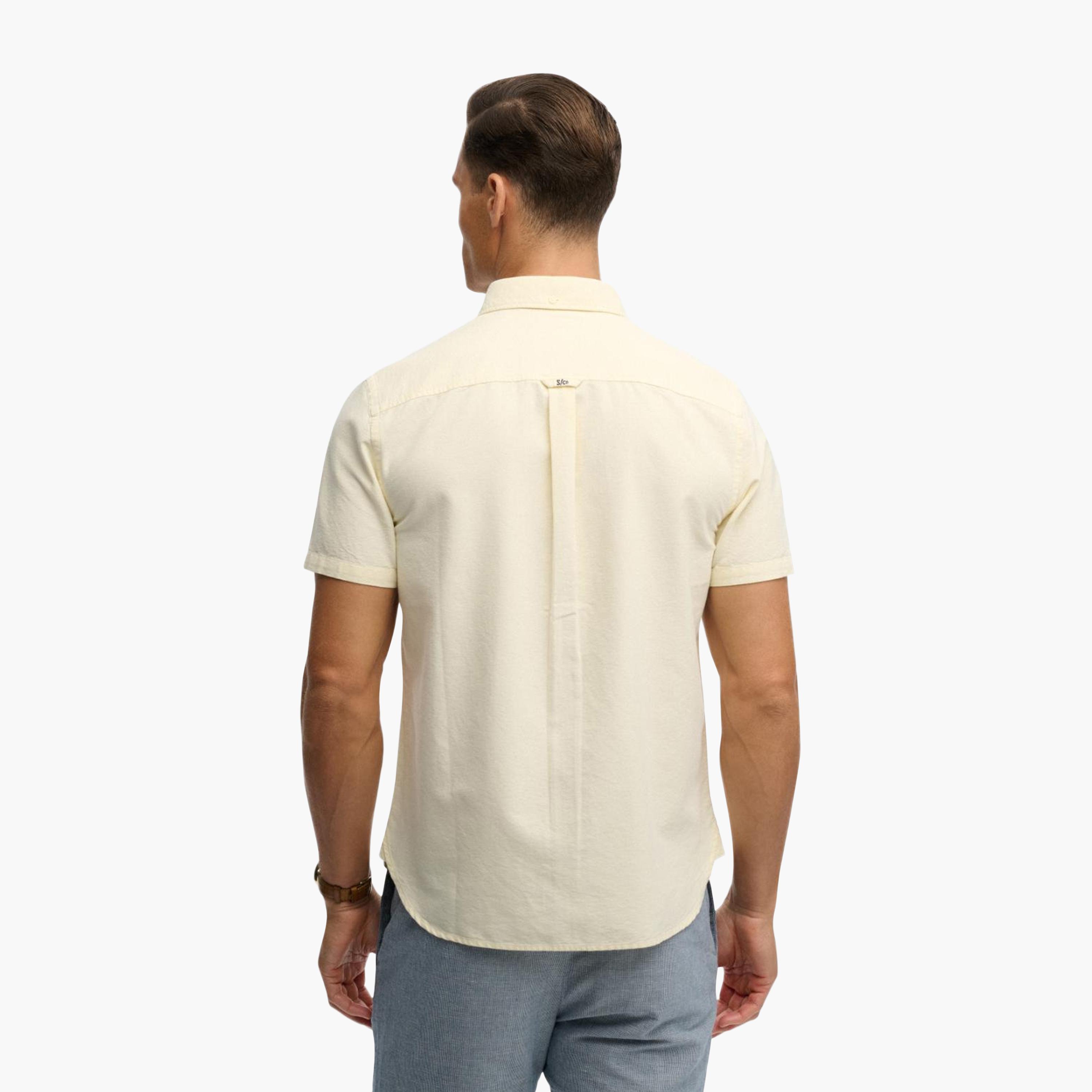 قميص رجالي سادة بأكمام قصيرة وياقة بأزرار من سوبر دراي-men-clothing-shirts-image-4