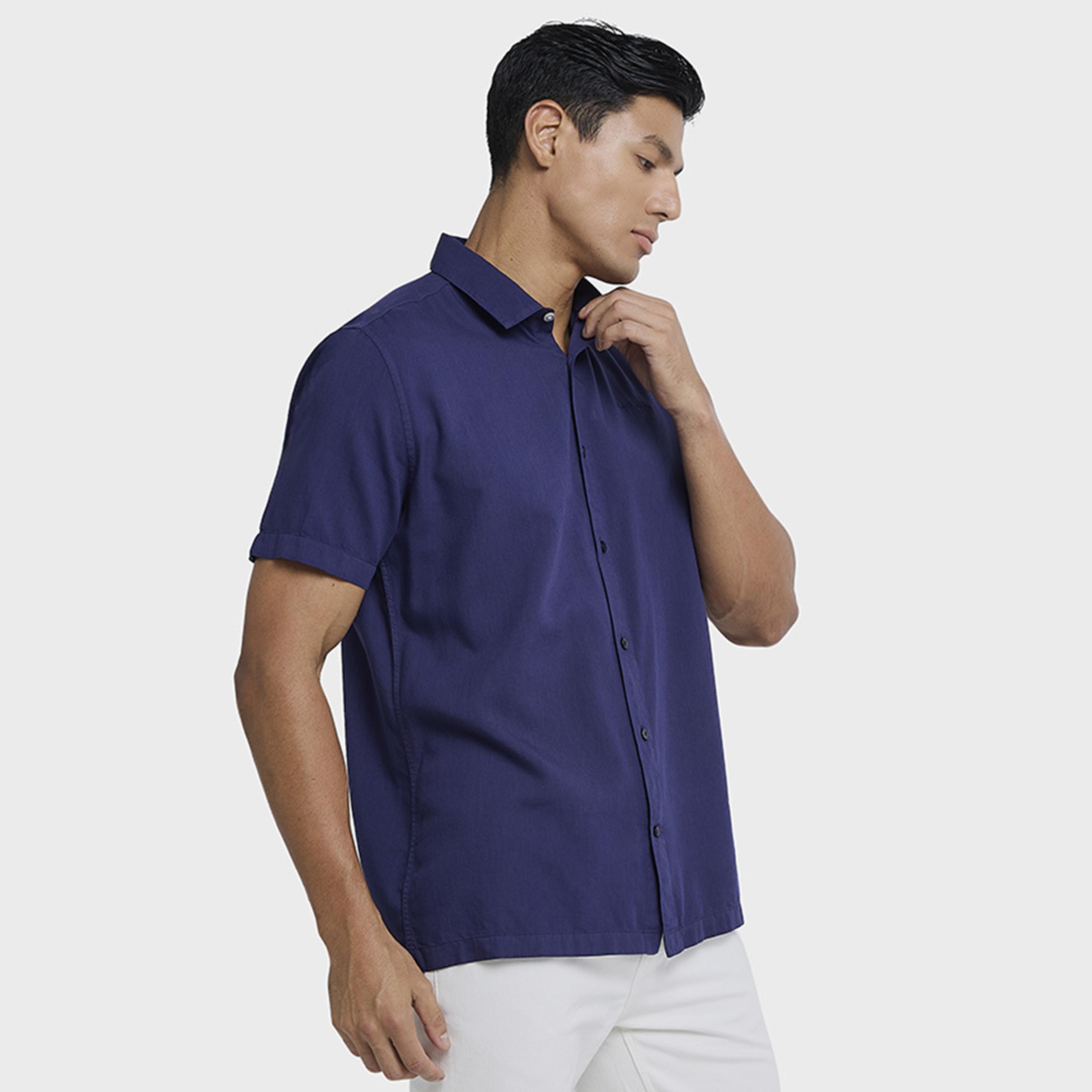 قميص رجالي بقصة عادية سادة بياقة وأكمام قصيرة من بن شيرمان-men-clothing-shirts-image-6