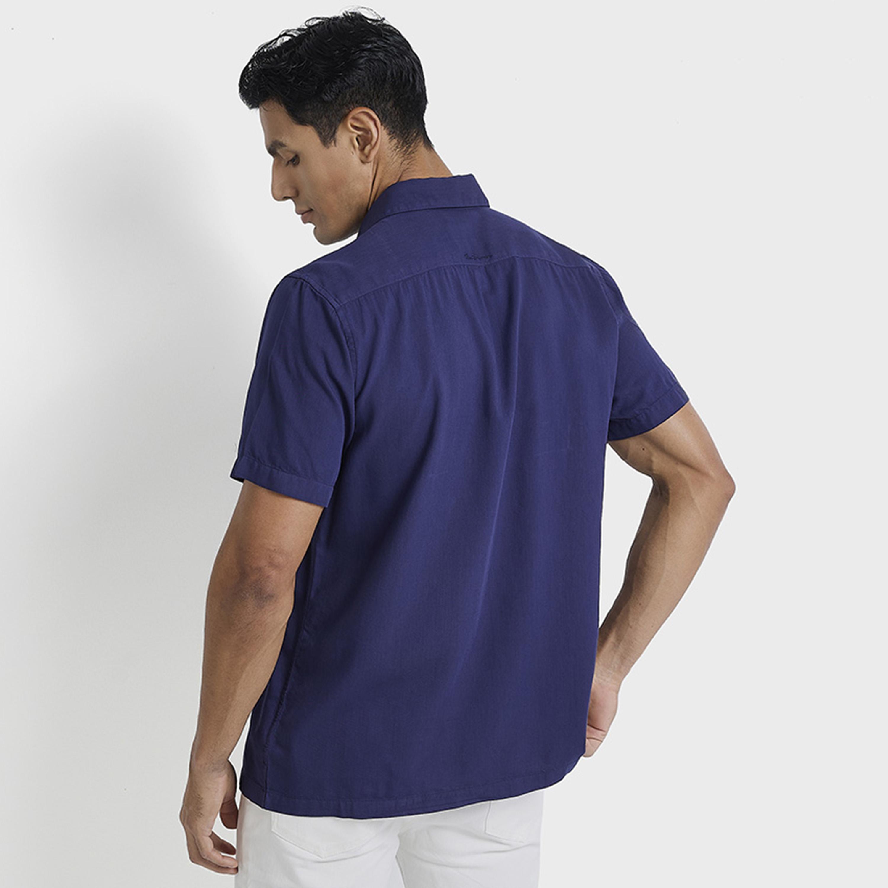 قميص رجالي بقصة عادية سادة بياقة وأكمام قصيرة من بن شيرمان-men-clothing-shirts-image-8
