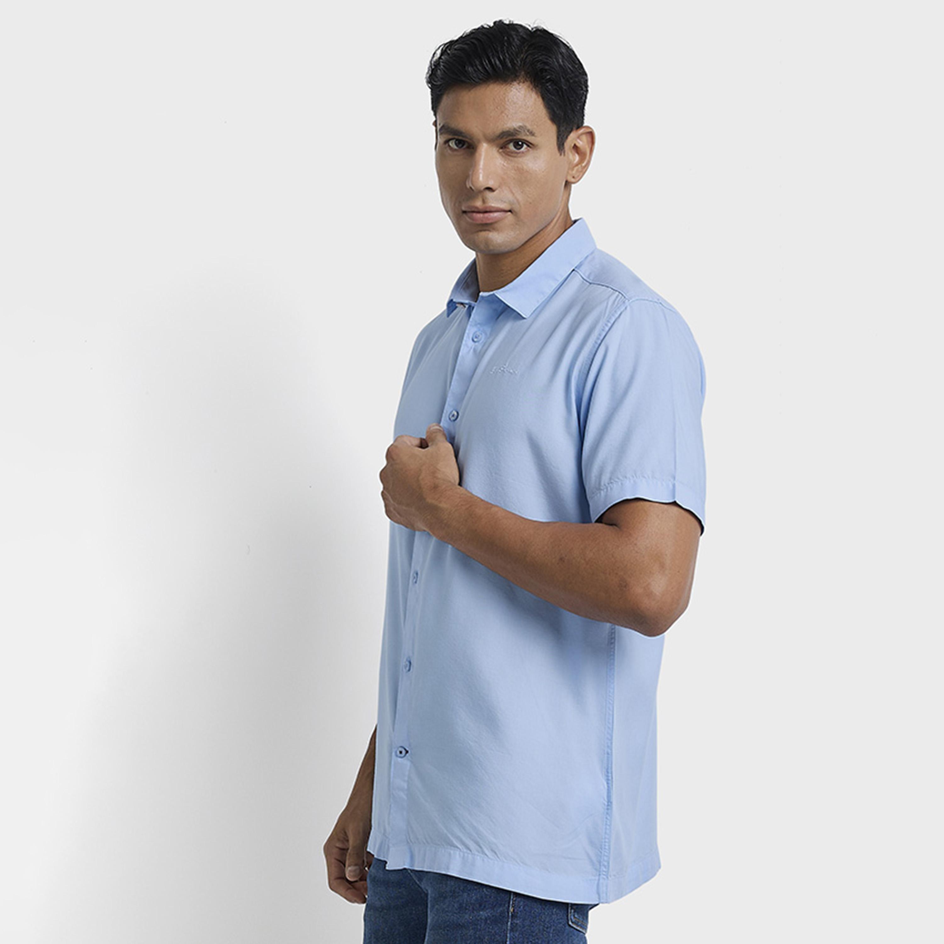 قميص رجالي بقصة عادية سادة بياقة وأكمام قصيرة من بن شيرمان-men-clothing-shirts-image-3